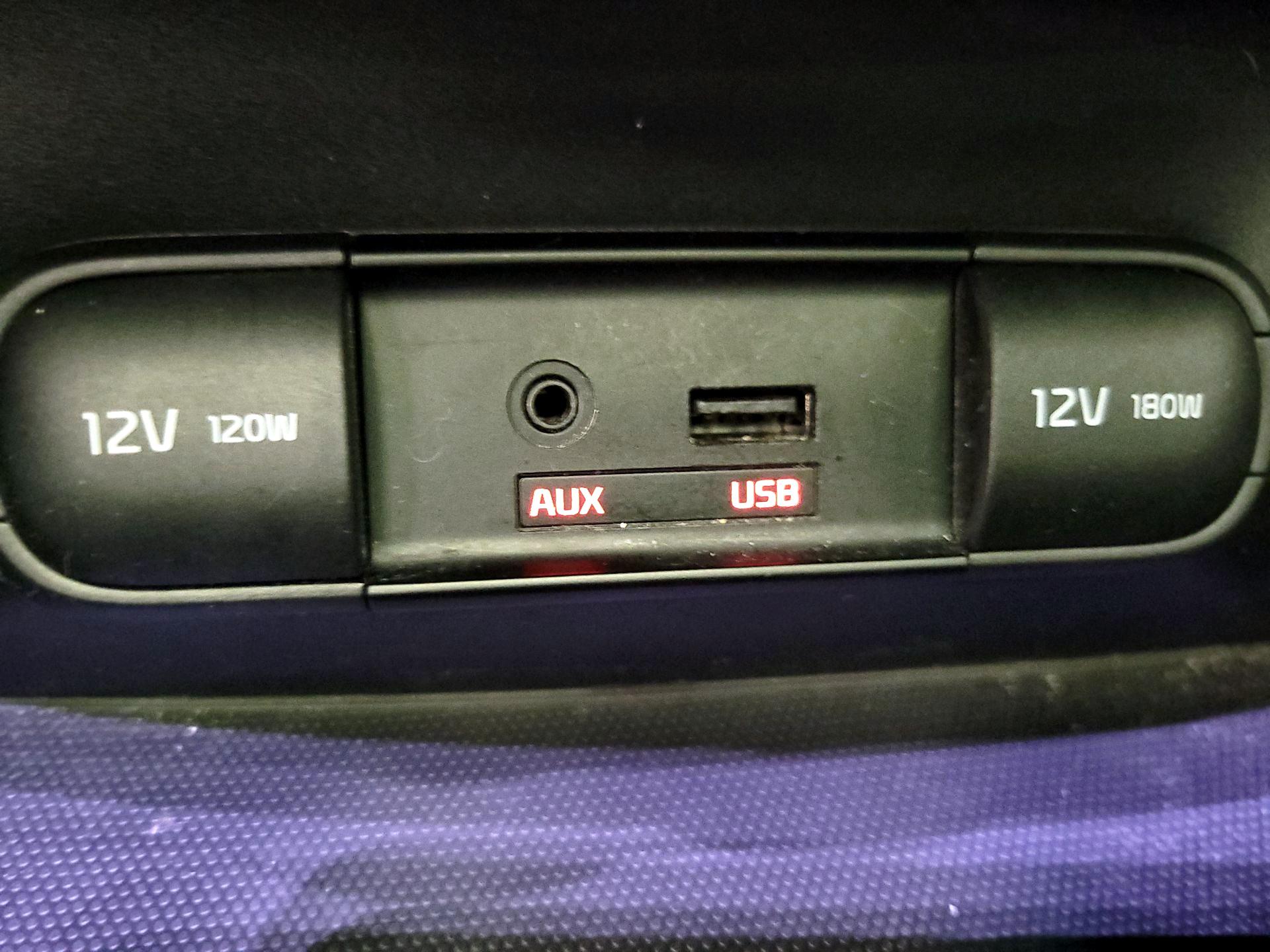 Thumbnail: 2014 Kia Soul - 19