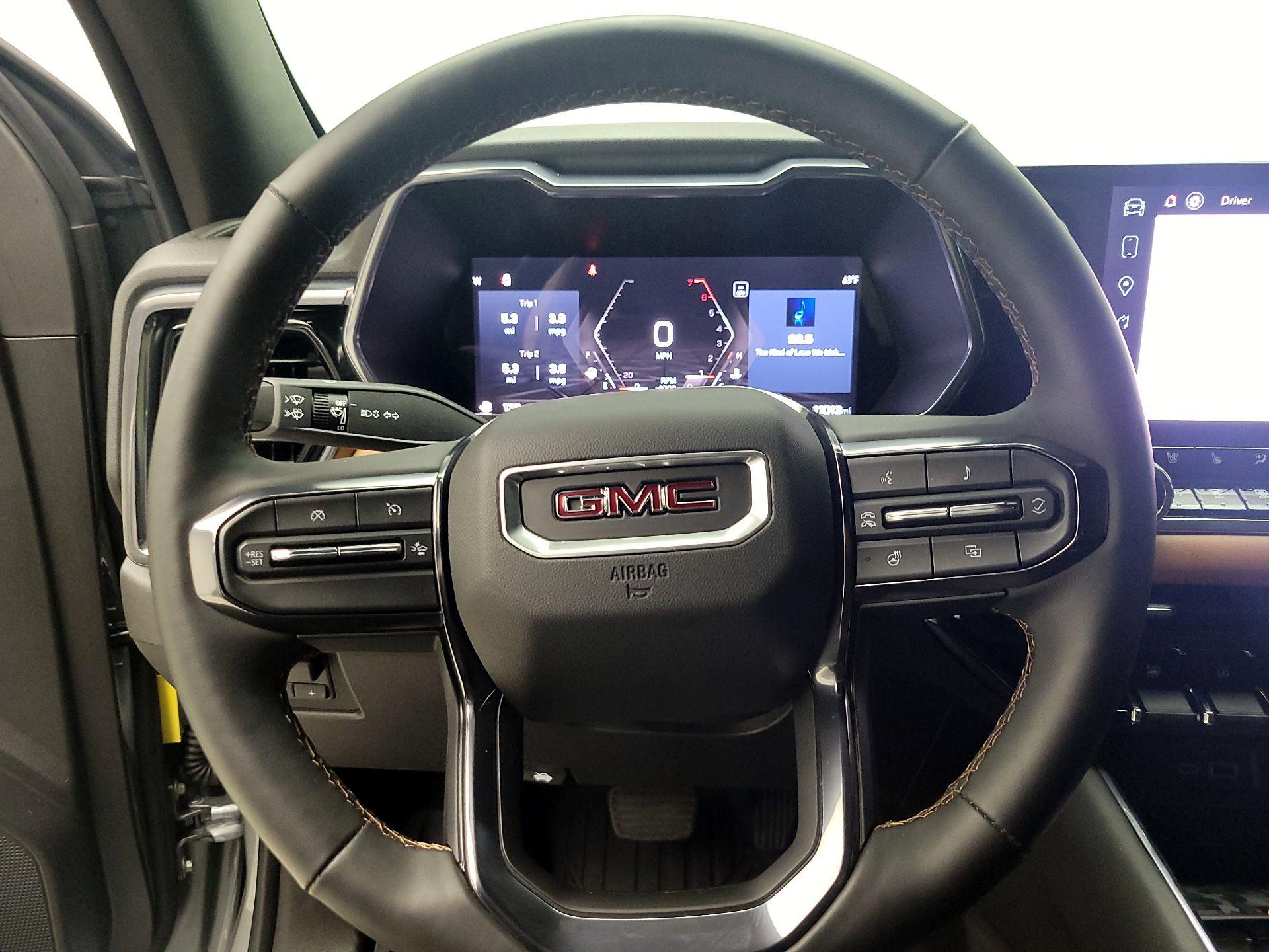 Thumbnail: 2024 GMC Canyon - 10