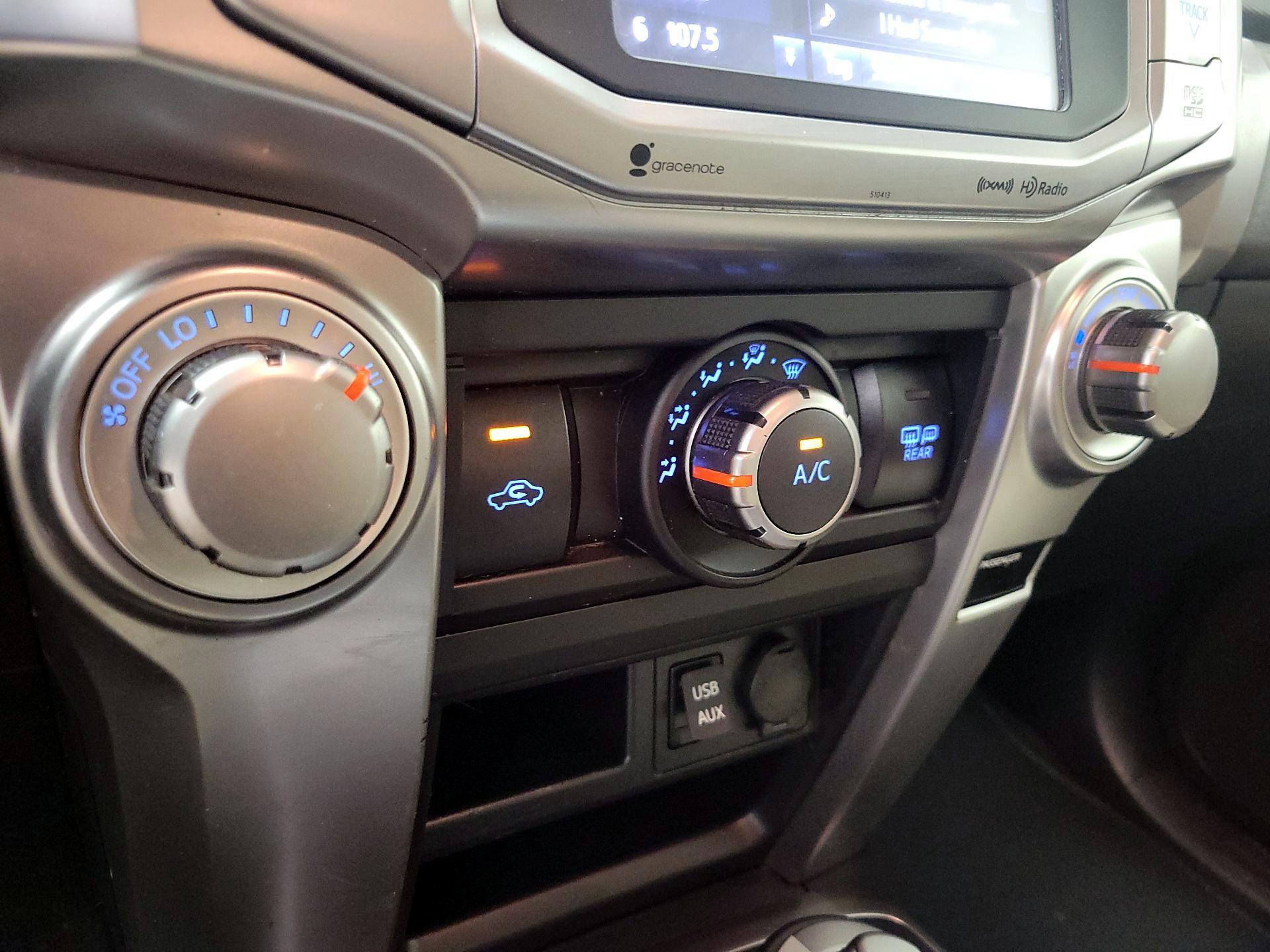 Thumbnail: 2019 Toyota 4Runner - 17