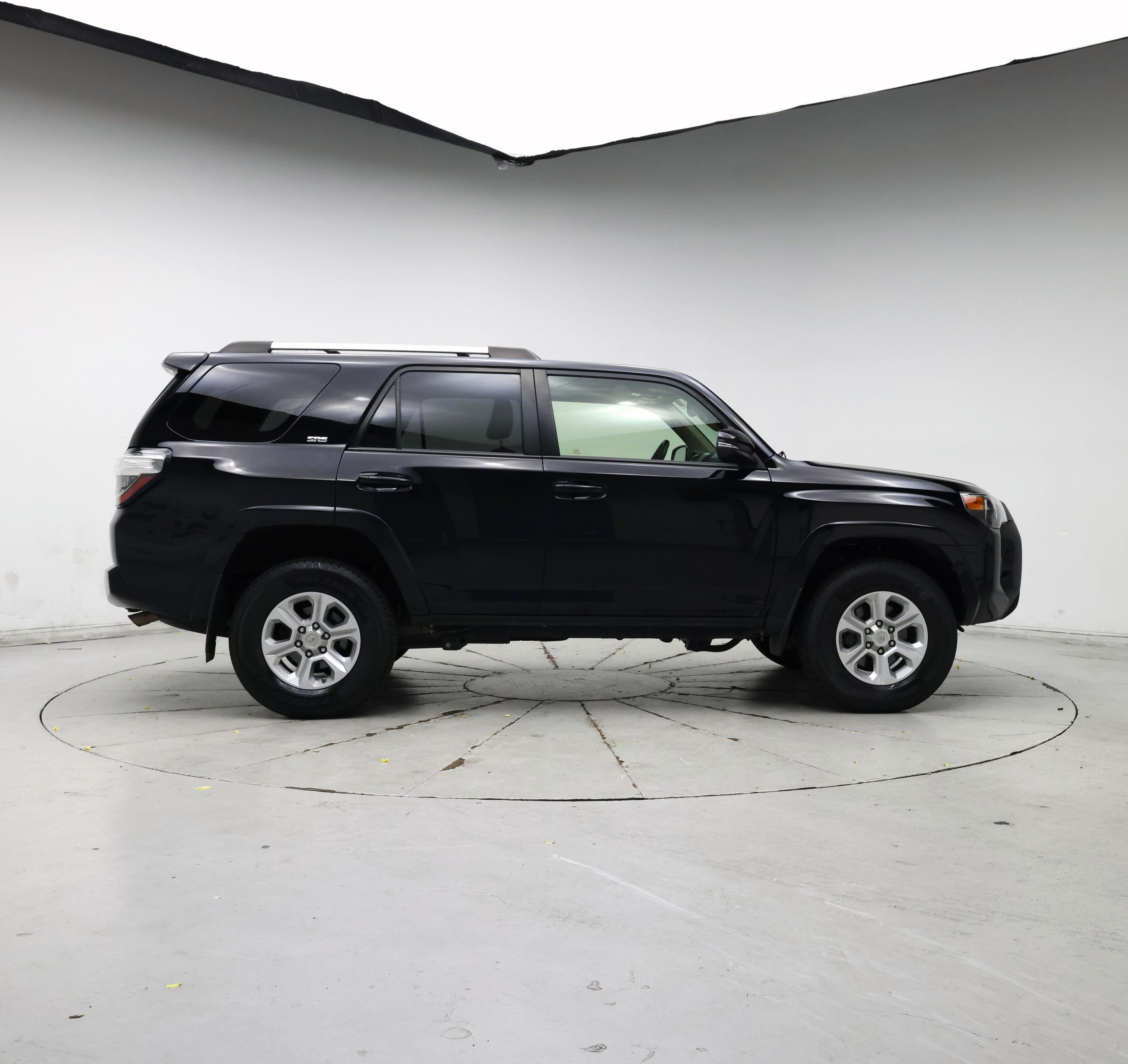 Thumbnail: 2019 Toyota 4Runner - 7