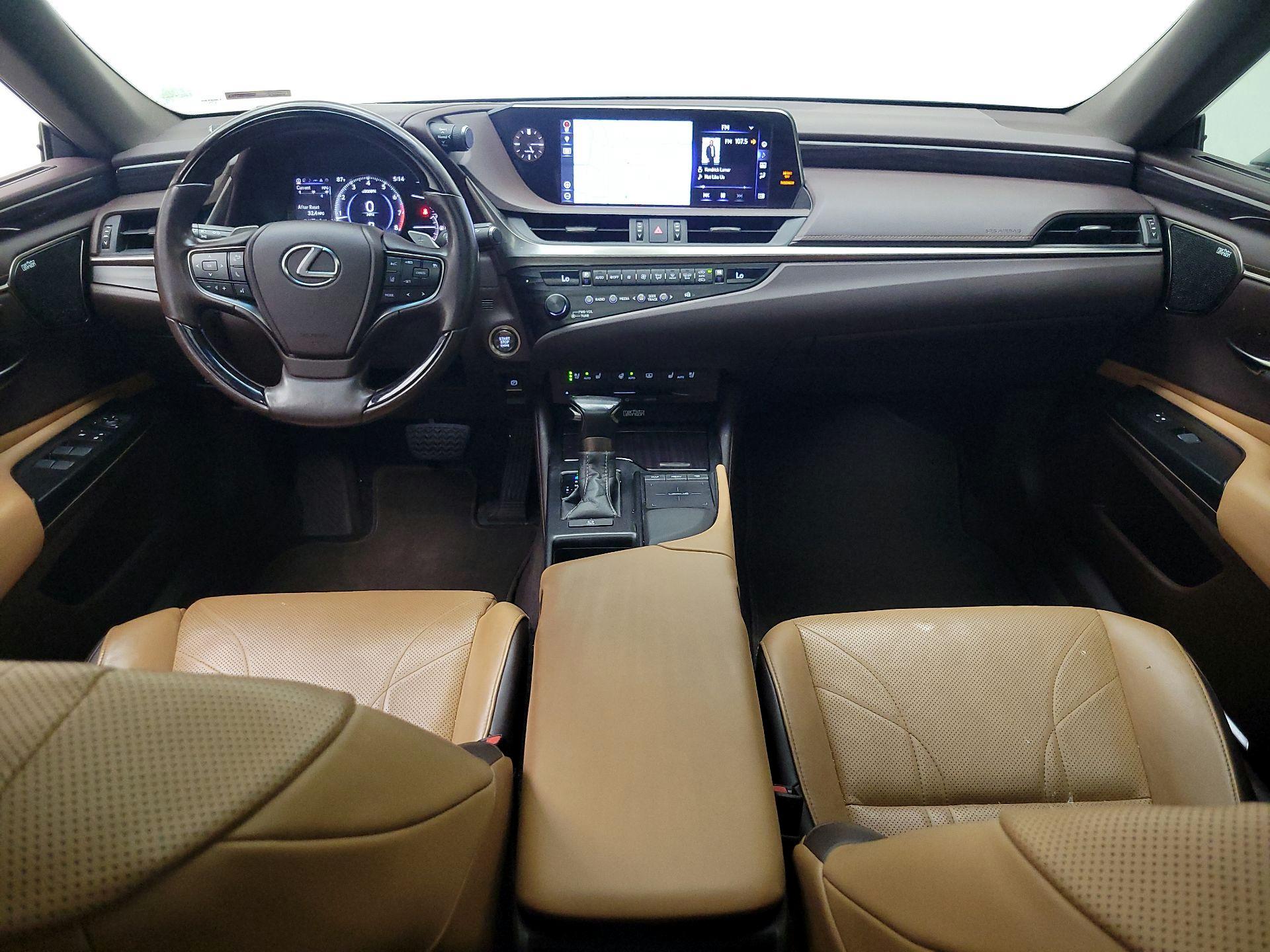 Thumbnail: 2019 Lexus ES - 9