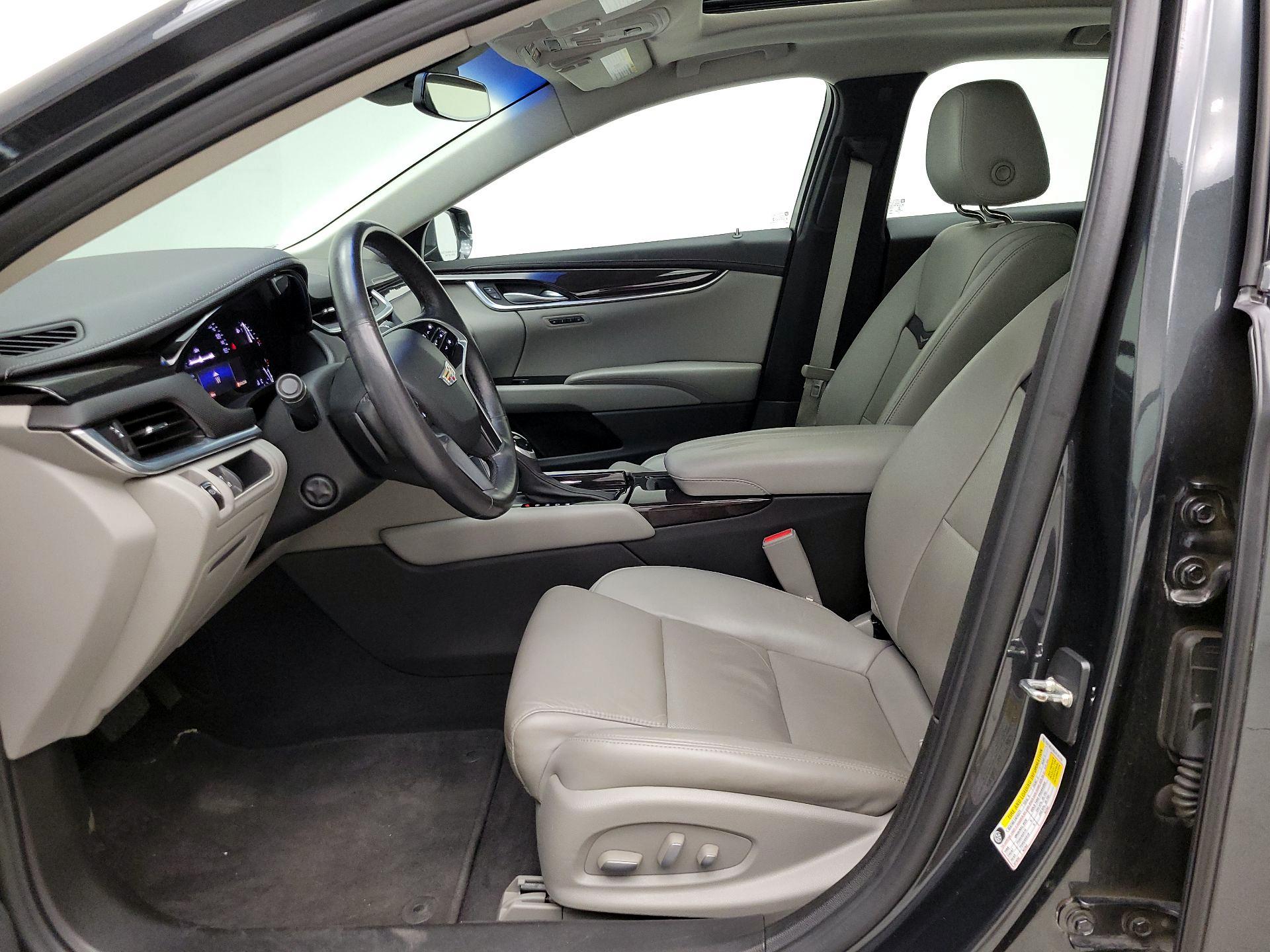 Thumbnail: 2016 Cadillac XTS - 11