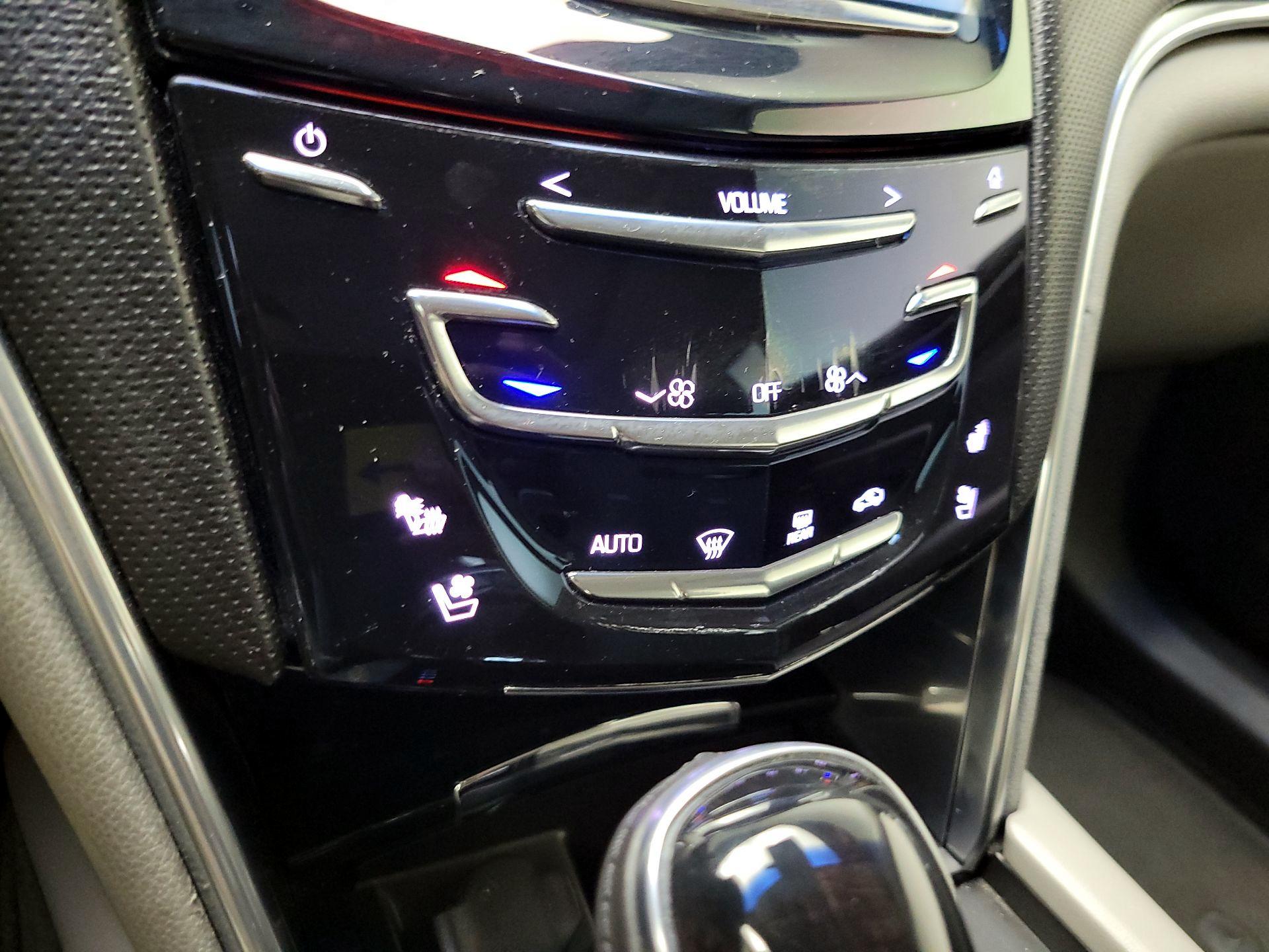 Thumbnail: 2016 Cadillac XTS - 17