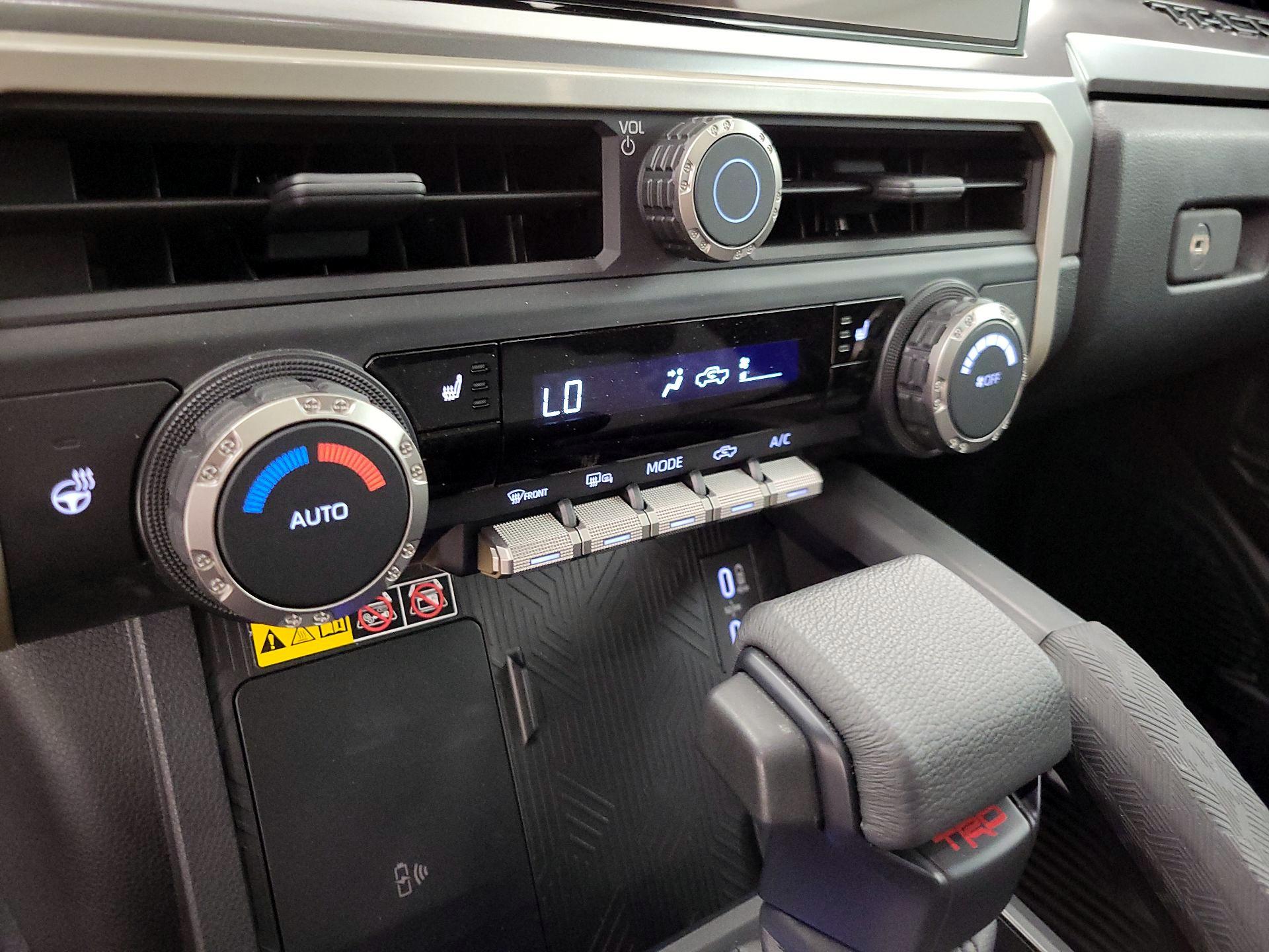 Thumbnail: 2024 Toyota Tacoma - 16