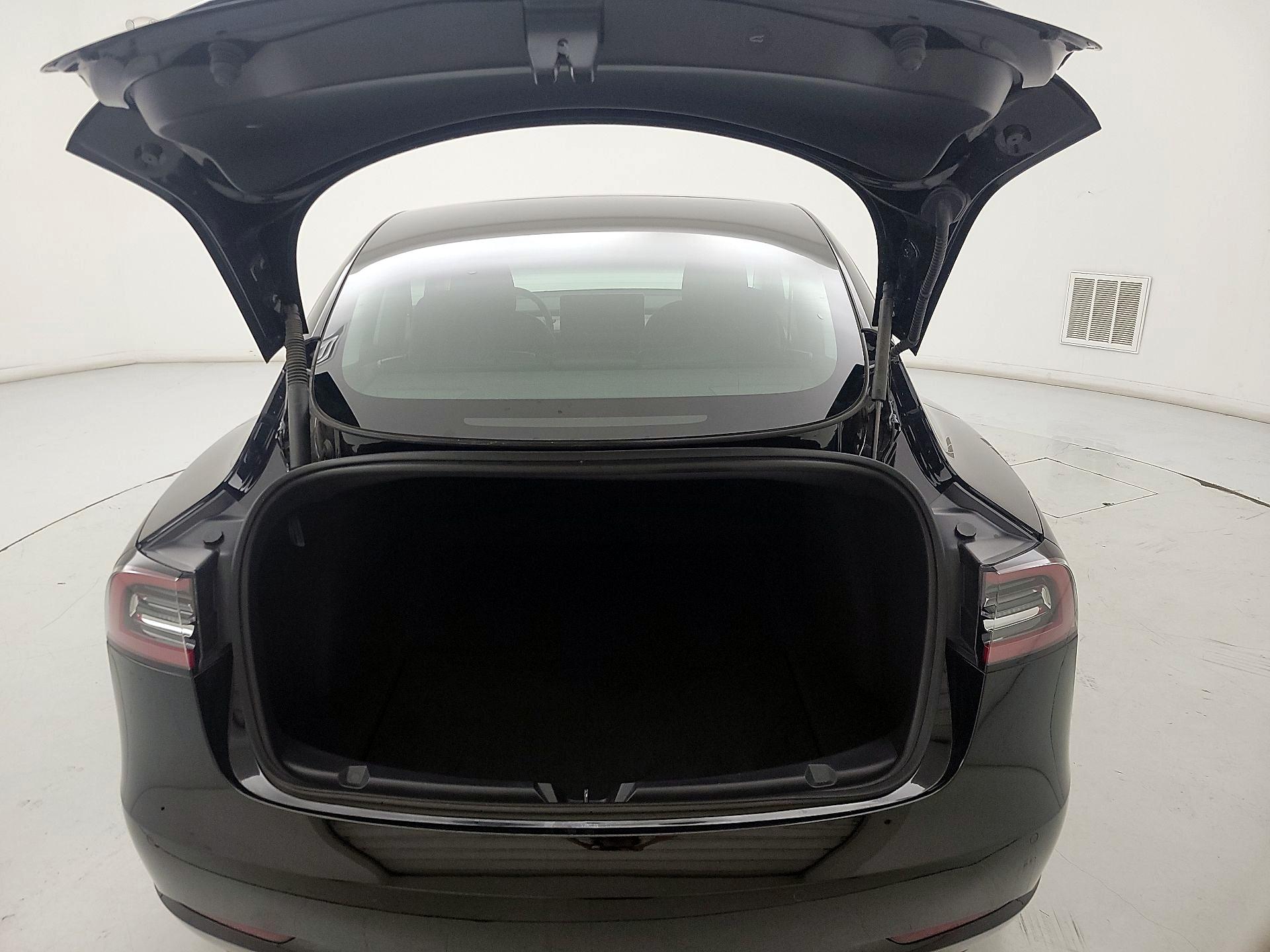 Thumbnail: 2022 Tesla Model 3 - 20