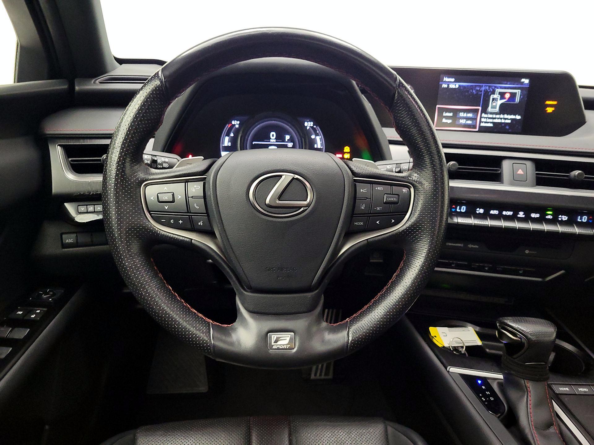 Thumbnail: 2021 Lexus UX - 10
