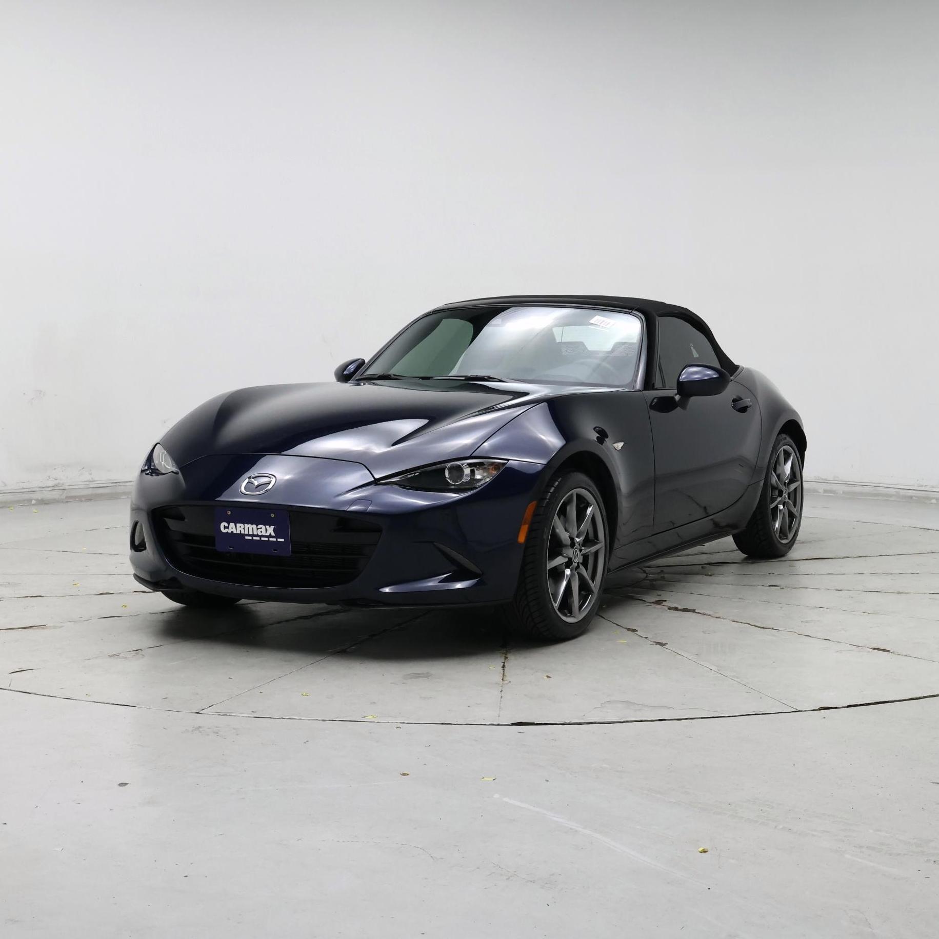Thumbnail: 2021 Mazda MX-5 Miata - 4