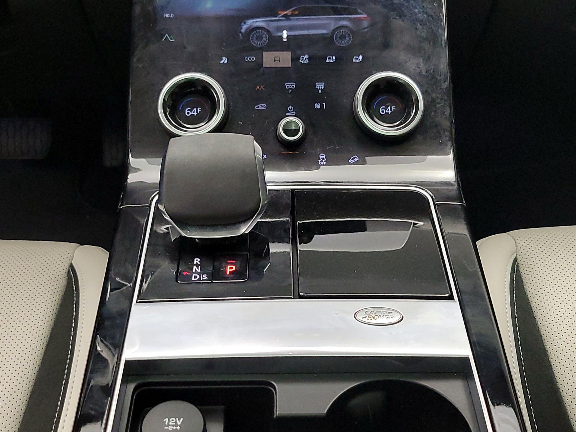 Thumbnail: 2021 Land Rover Range Rover Velar - 18