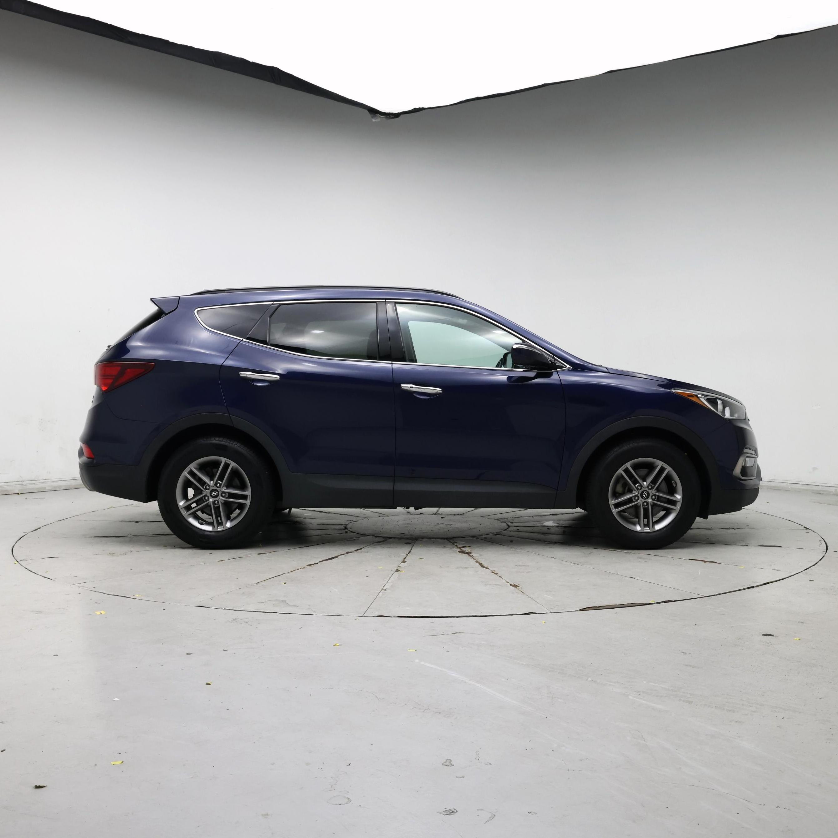 Thumbnail: 2017 Hyundai Santa Fe - 7