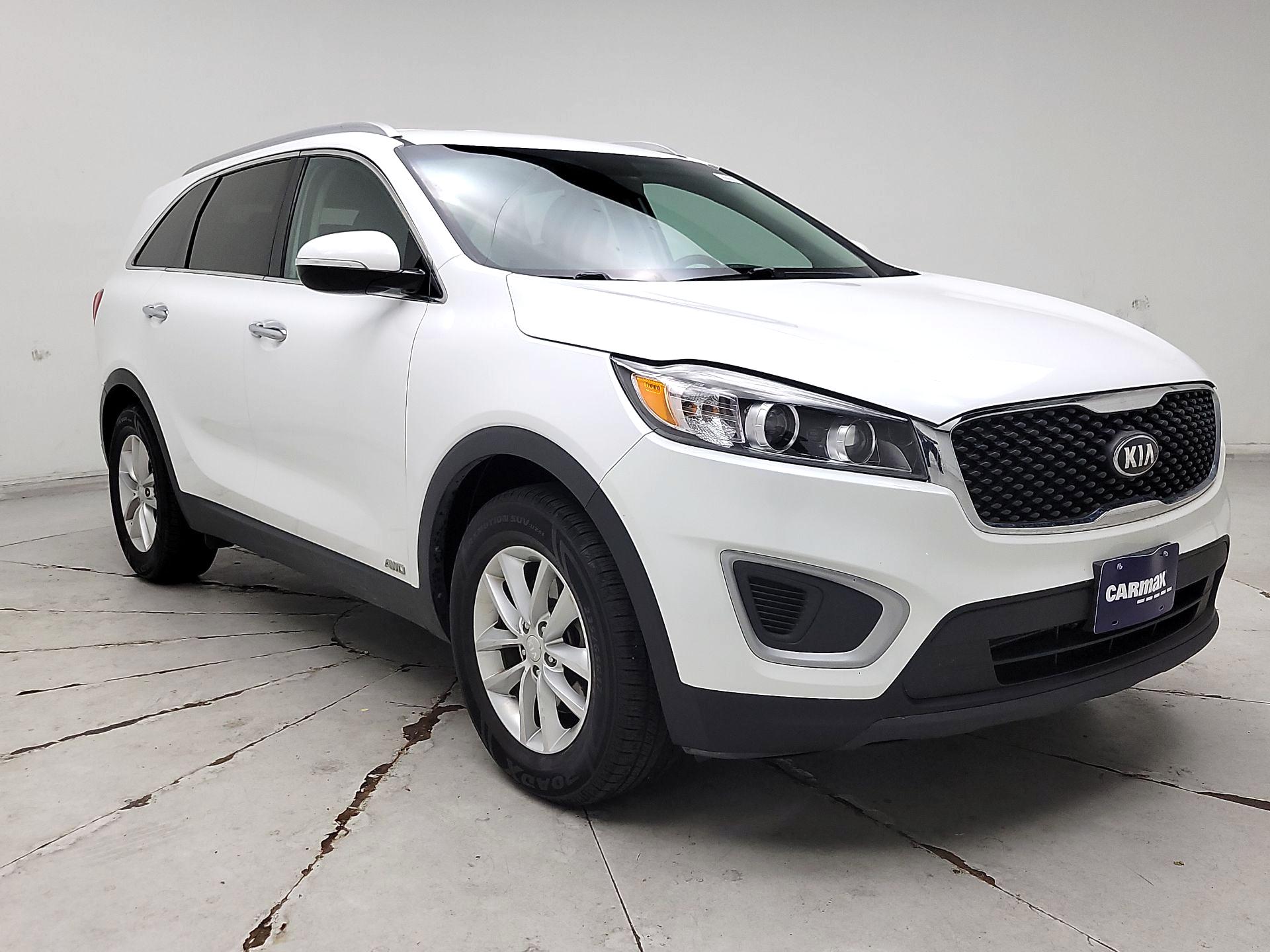 Thumbnail: 2018 Kia Sorento - 1