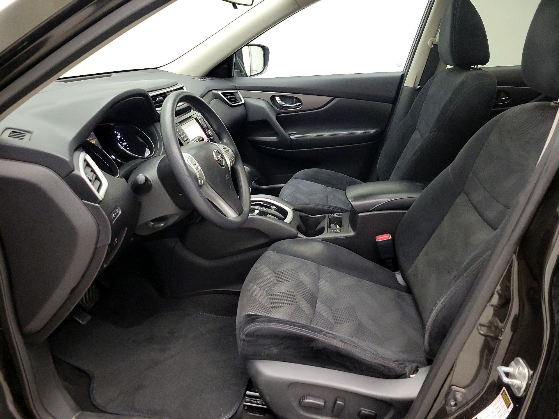 Thumbnail: 2015 Nissan Rogue - 11