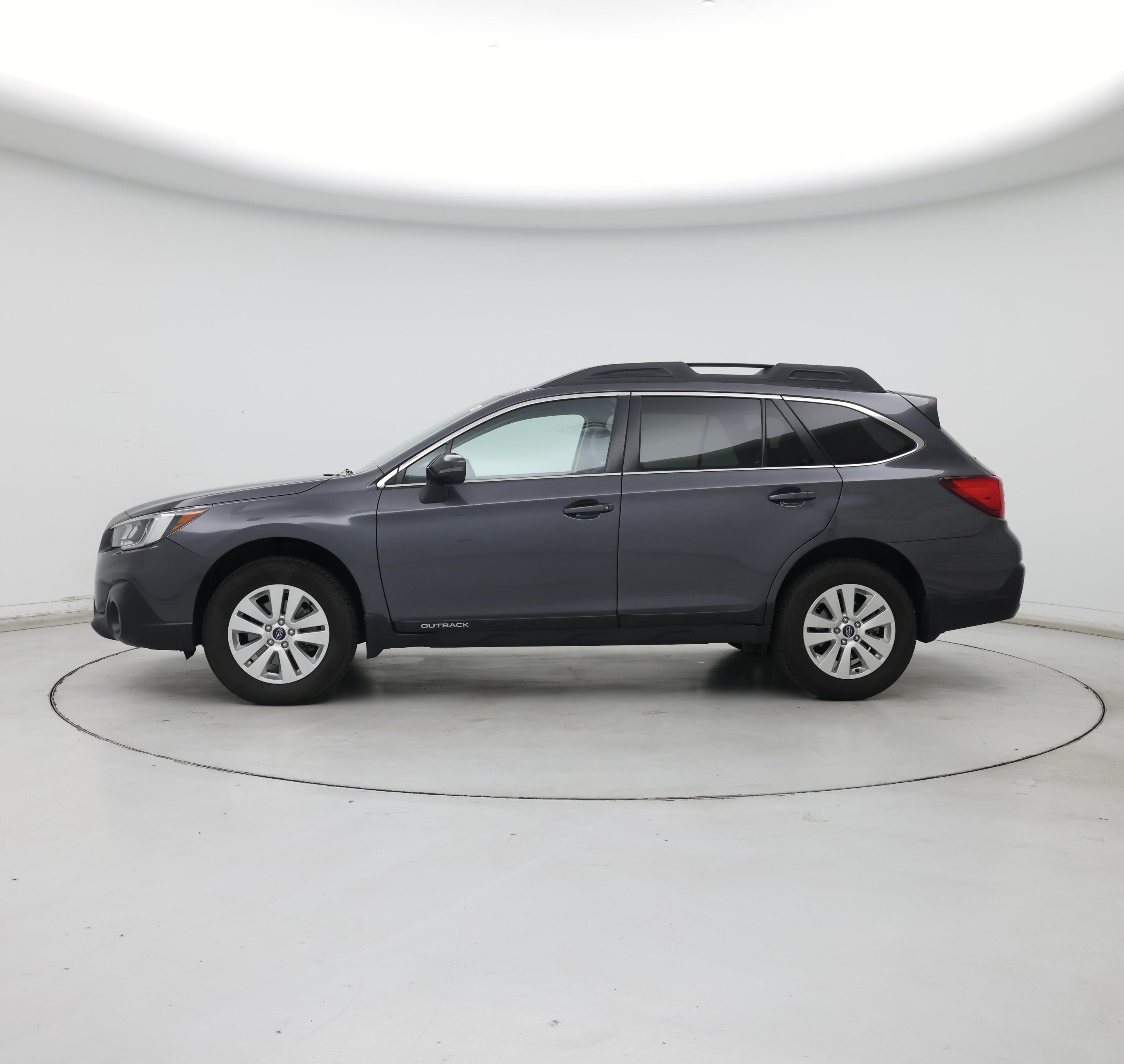 Thumbnail: 2018 Subaru Outback - 3
