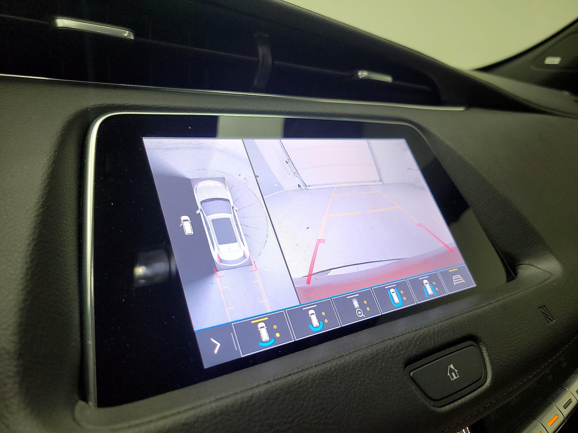 Thumbnail: 2019 Cadillac XT4 - 15
