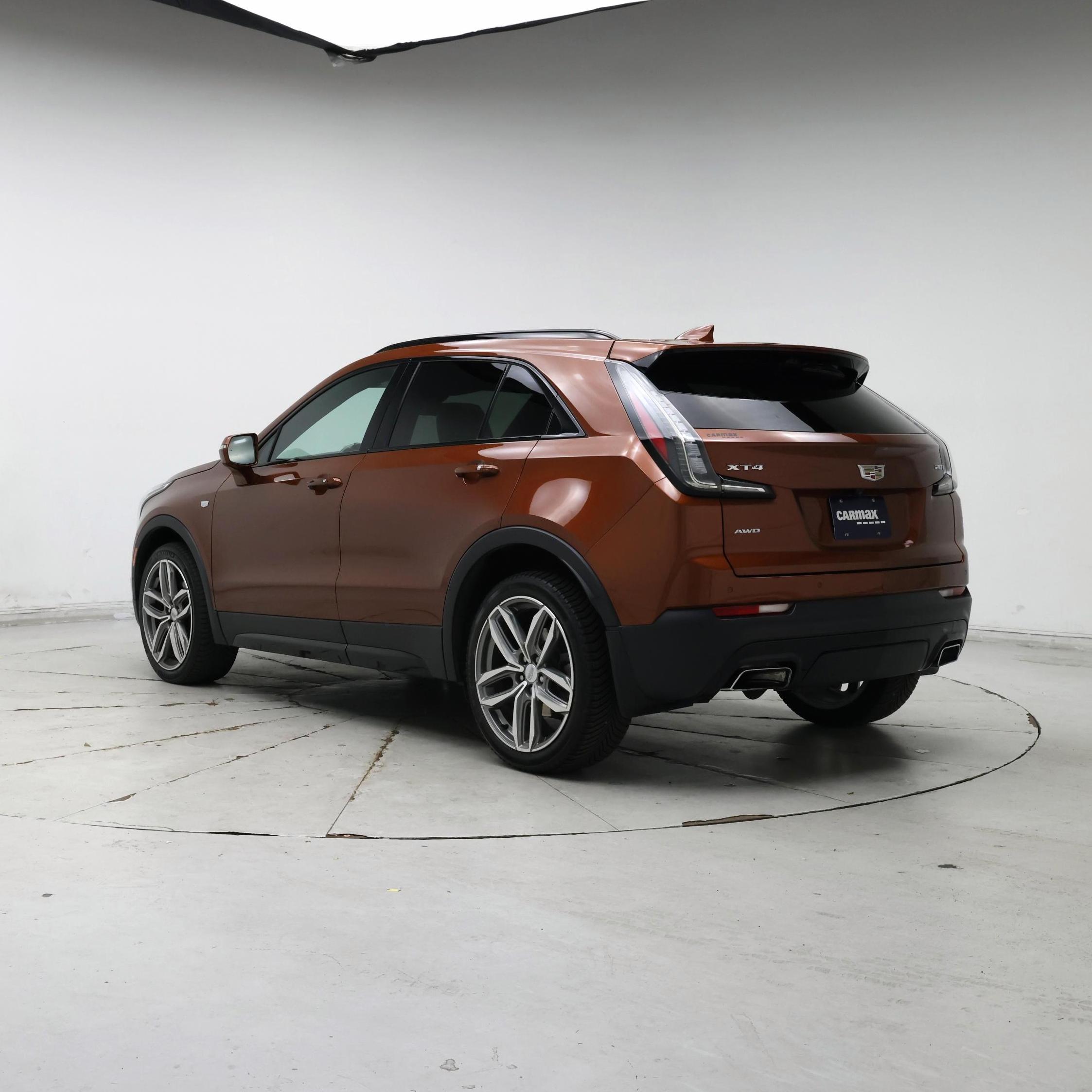 Thumbnail: 2019 Cadillac XT4 - 2