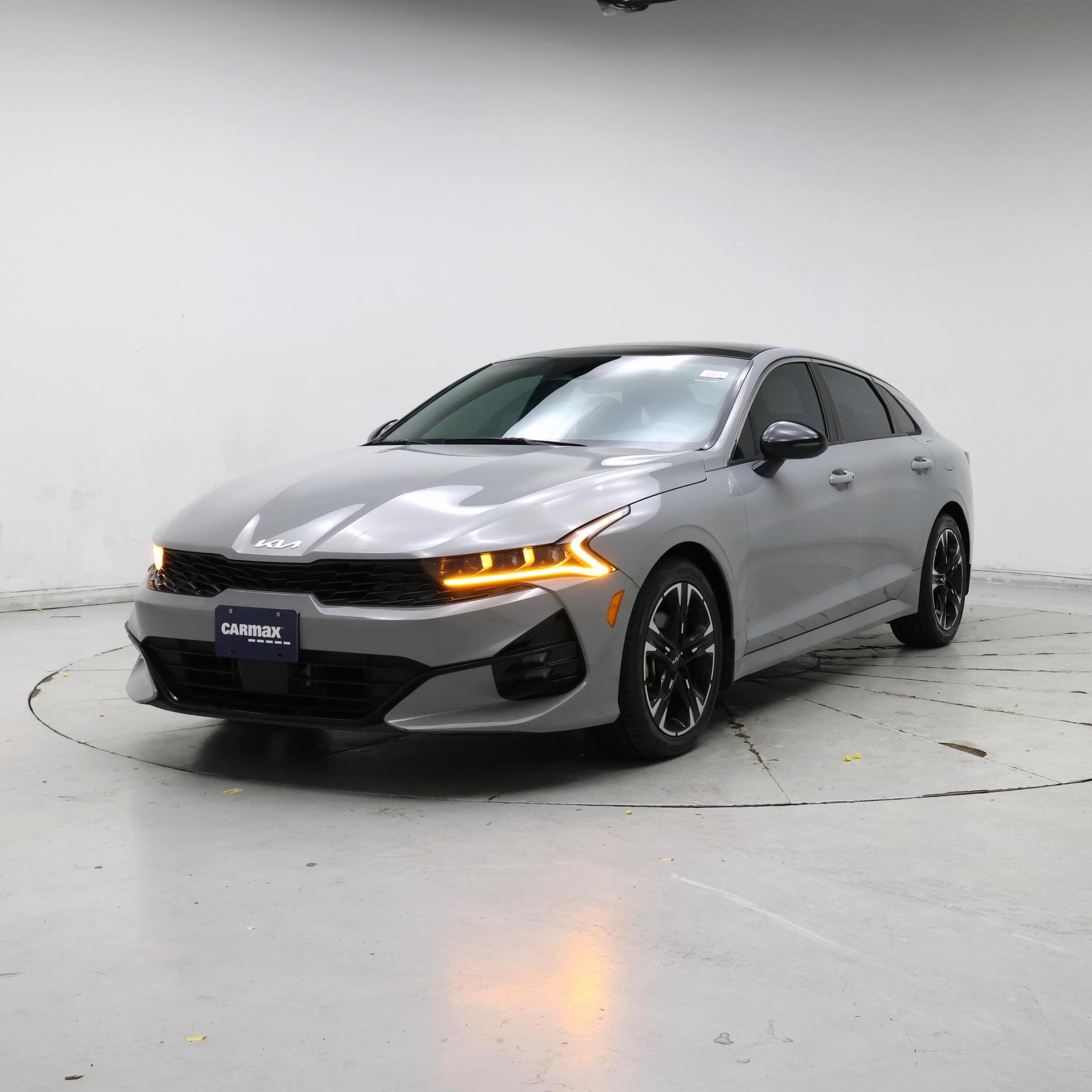 Thumbnail: 2023 Kia K5 - 4