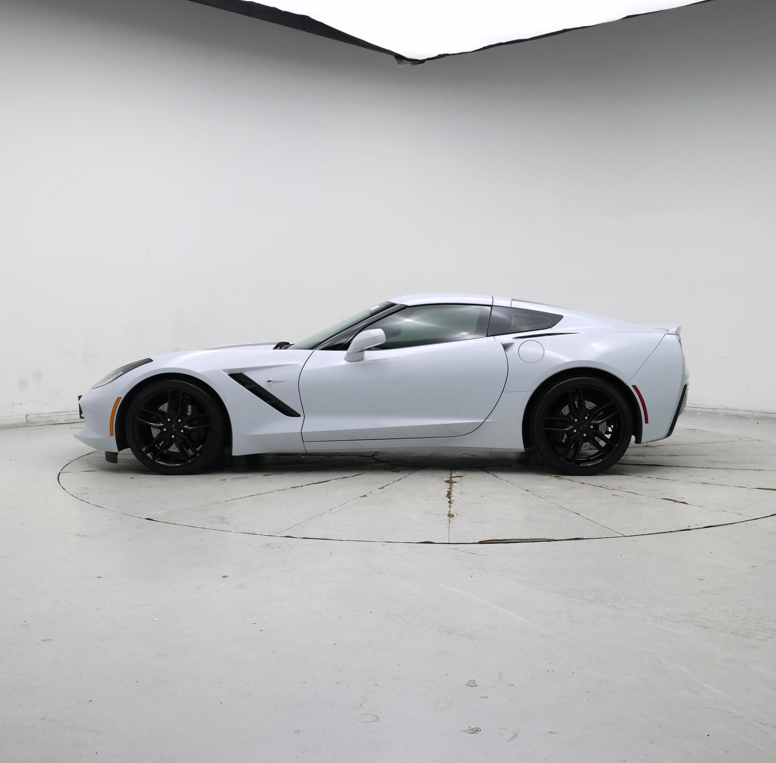 Thumbnail: 2018 Chevrolet Corvette - 3