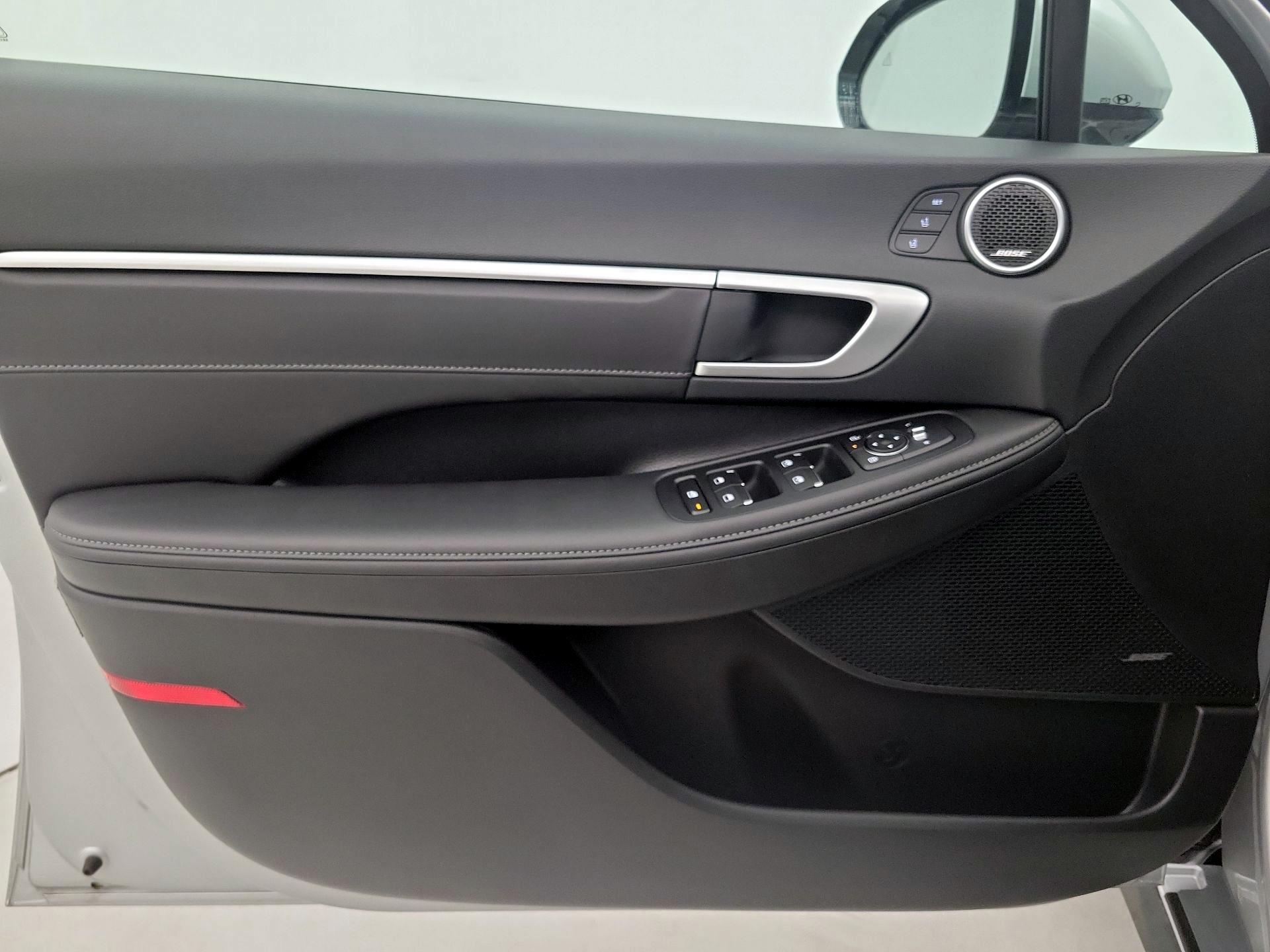 Thumbnail: 2025 Hyundai Sonata - 12