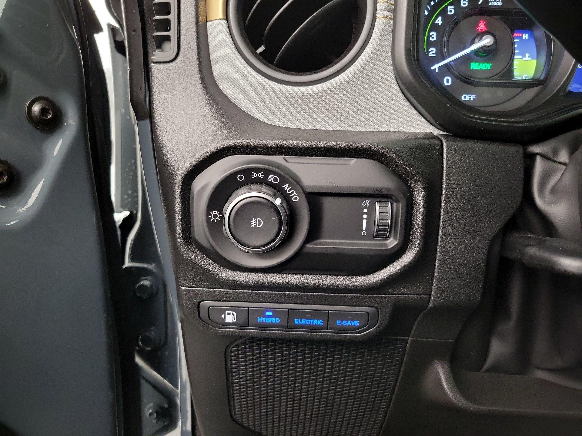 Thumbnail: 2025 Jeep Wrangler - 13