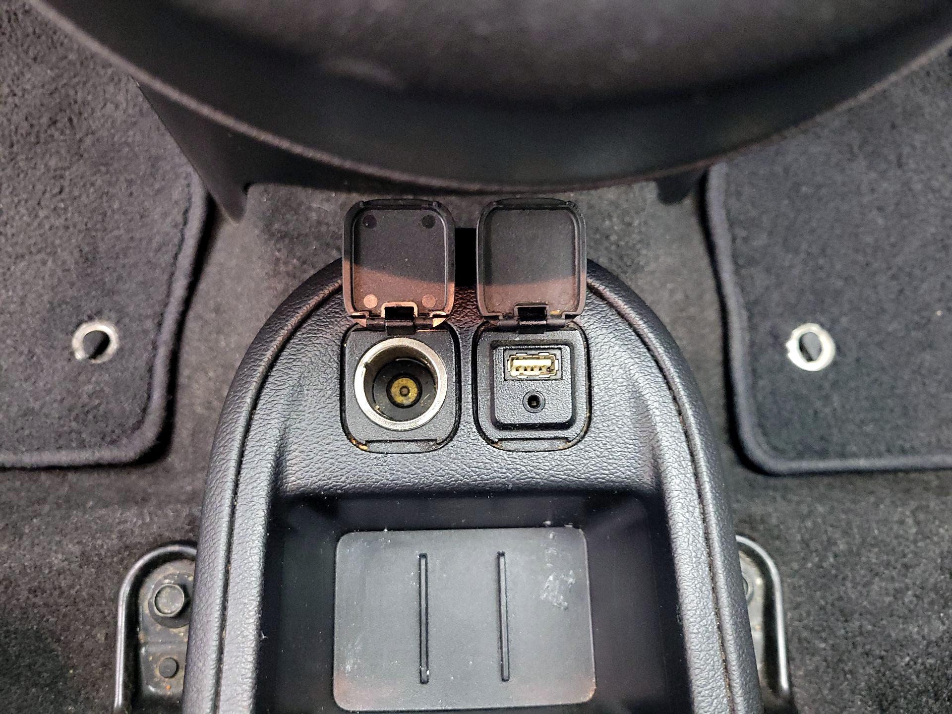 Thumbnail: 2014 Mazda Mazda2 - 17