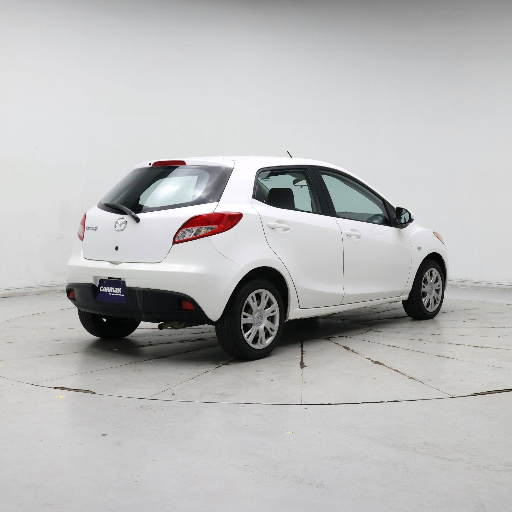 Thumbnail: 2014 Mazda Mazda2 - 8