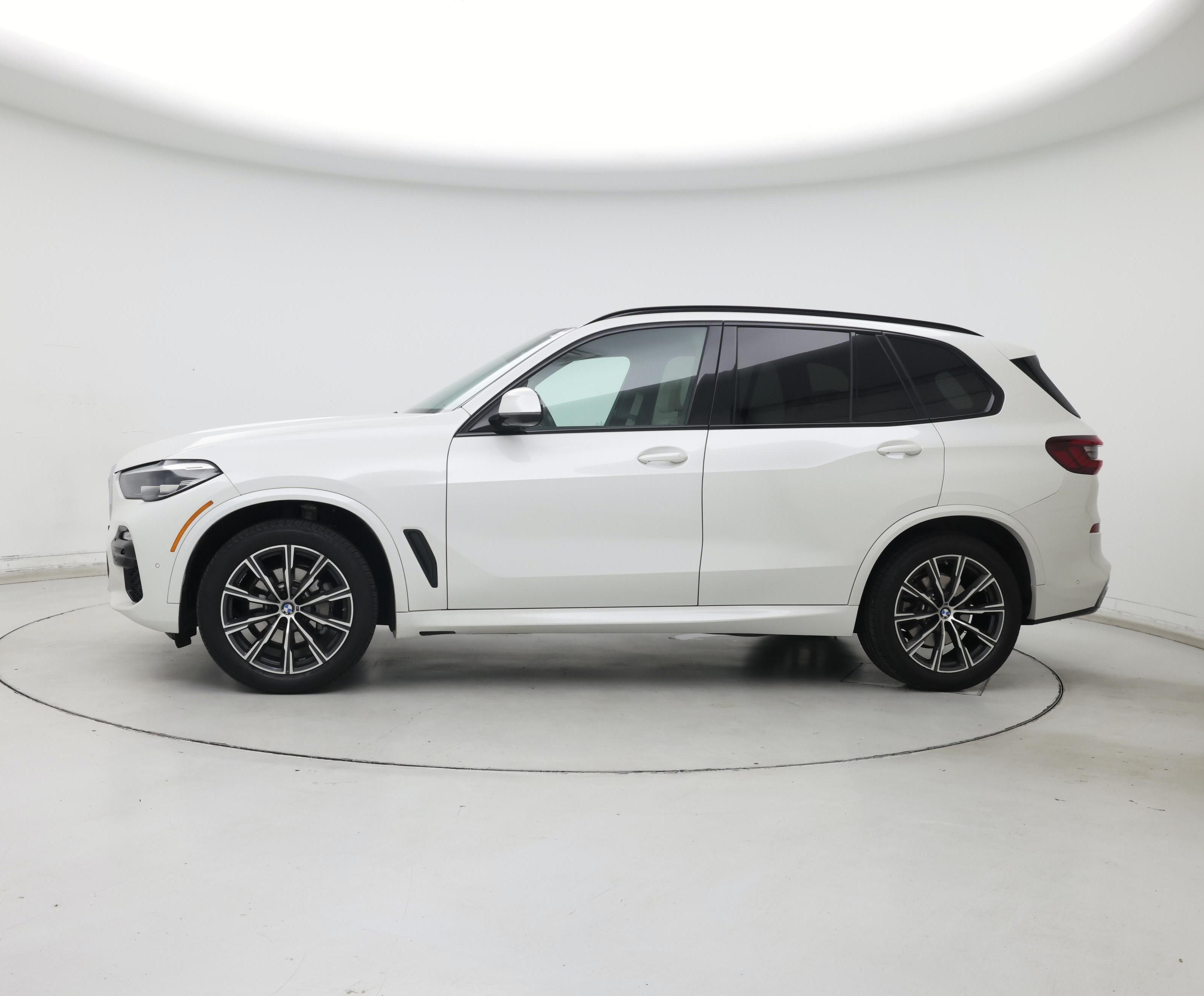 Thumbnail: 2021 BMW X5 - 3