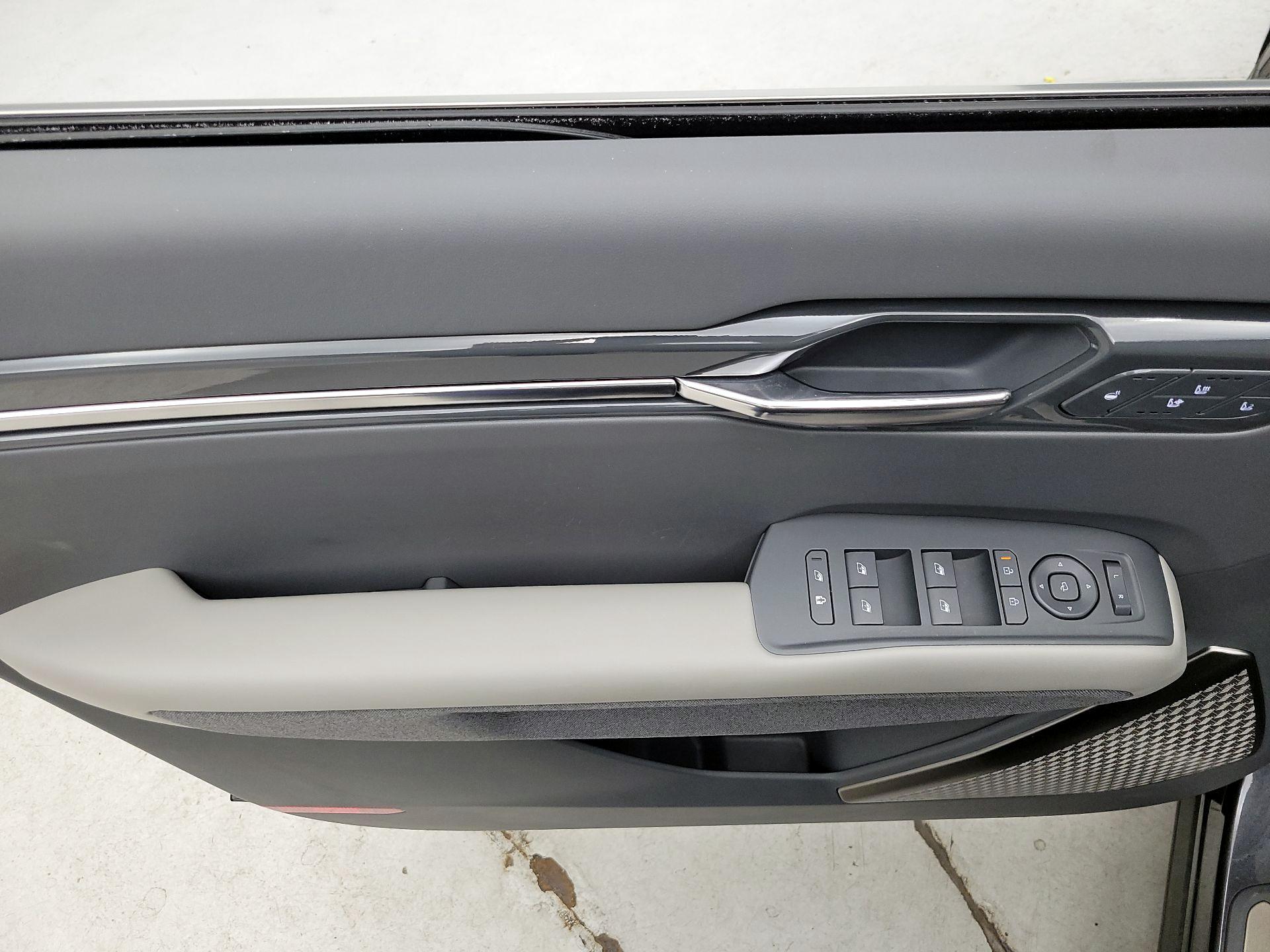 Thumbnail: 2024 Kia EV9 - 12