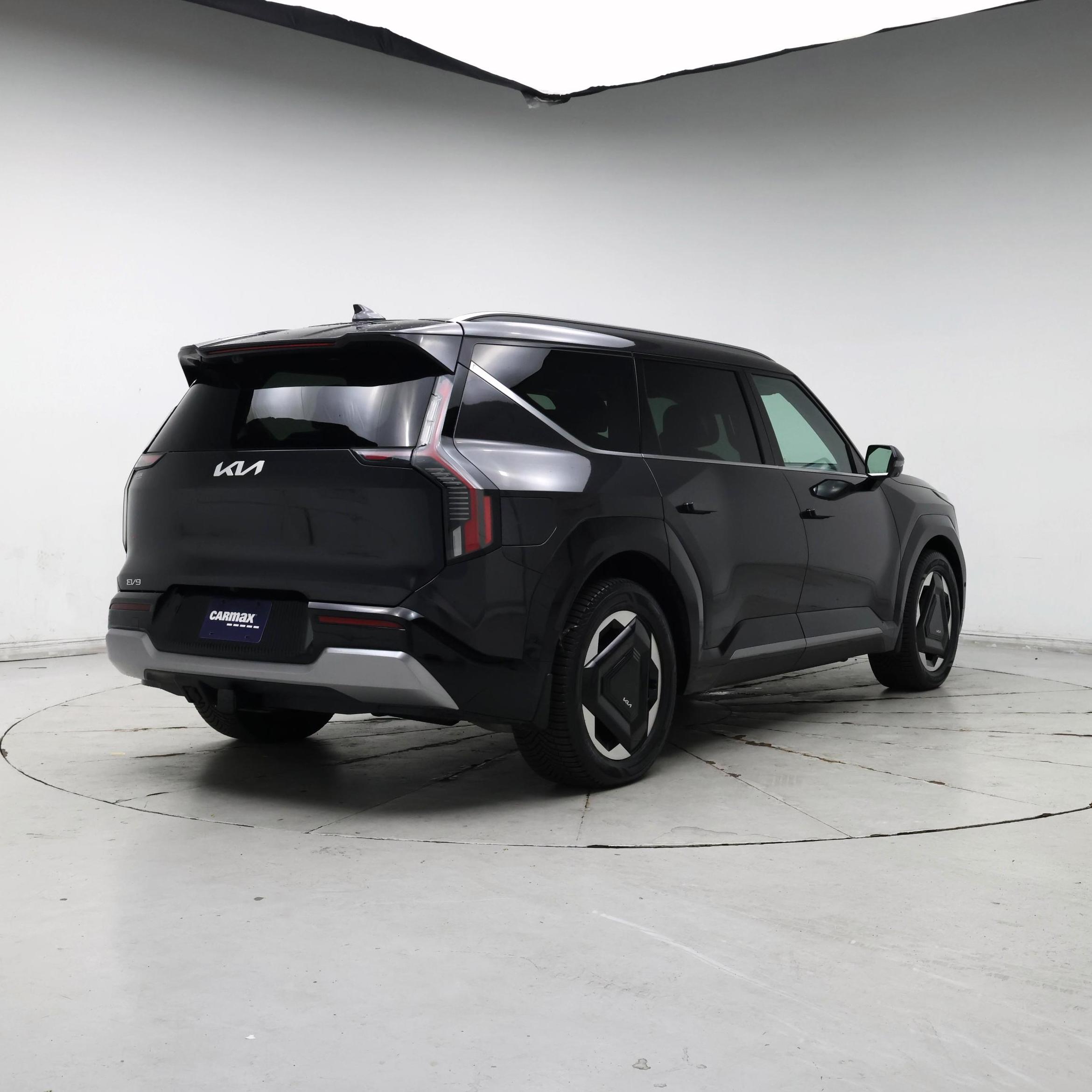 Thumbnail: 2024 Kia EV9 - 8