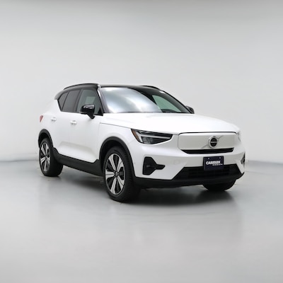 White 2023 Volvo XC40 Recharge Electric Twin Plus