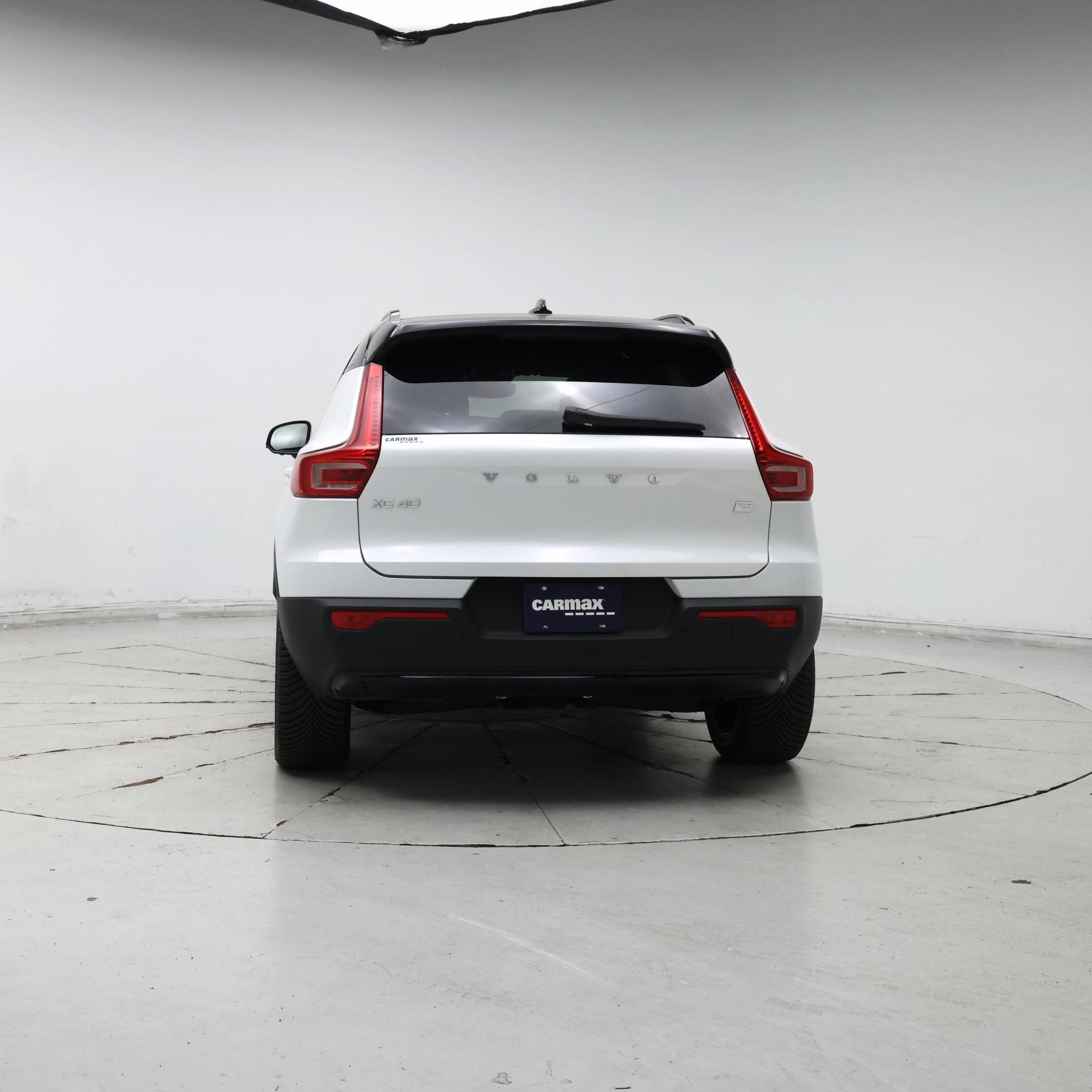 Thumbnail: 2023 Volvo XC40 - 6