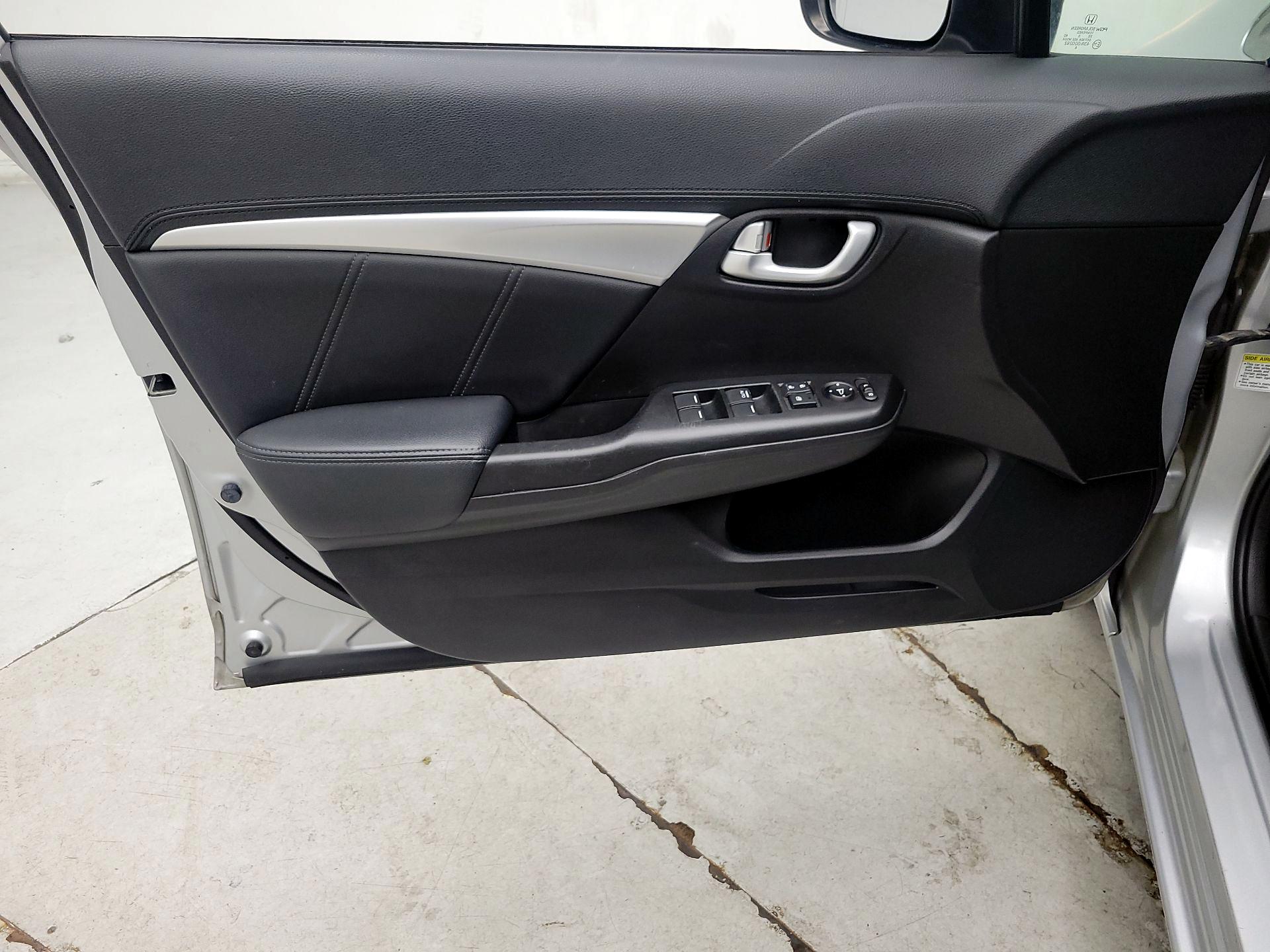 Thumbnail: 2015 Honda Civic - 12