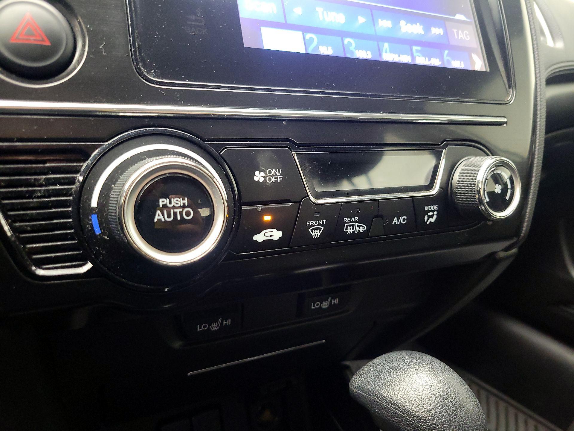 Thumbnail: 2015 Honda Civic - 17