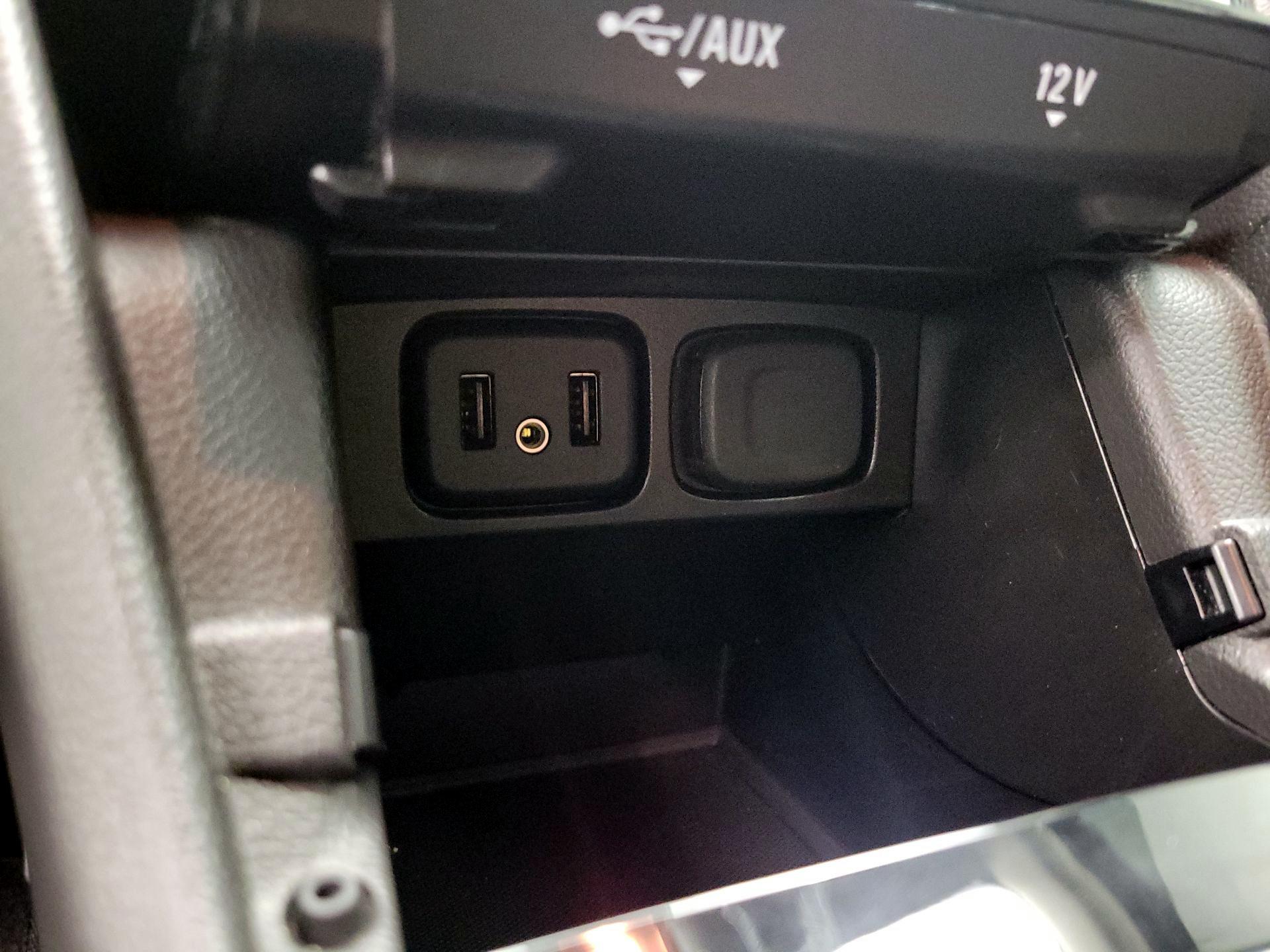 Thumbnail: 2019 Buick Encore - 18