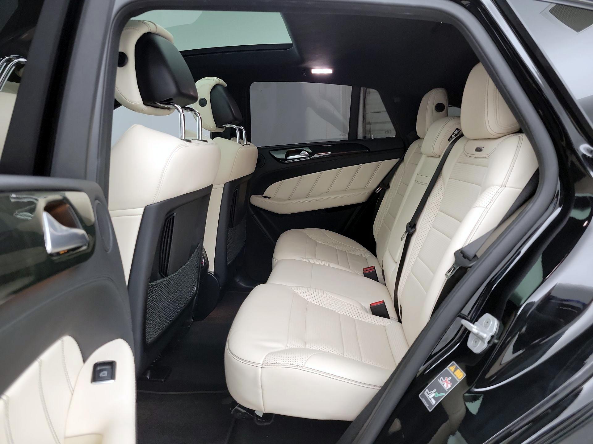 Thumbnail: 2018 Mercedes-Benz GL-Class - 20
