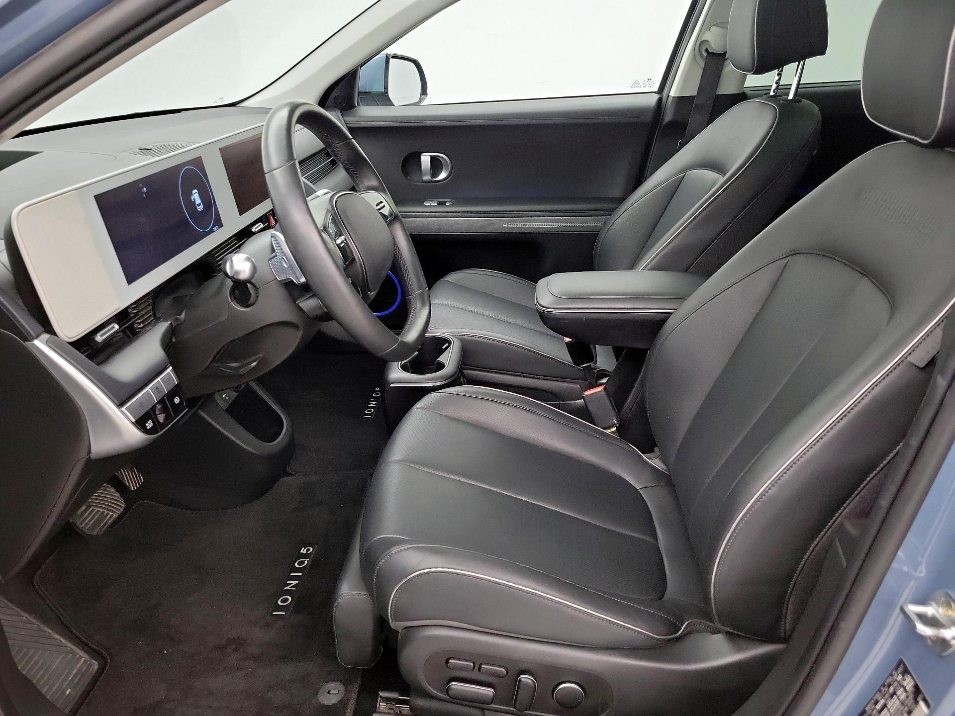 Thumbnail: 2023 Hyundai Ioniq 5 - 11