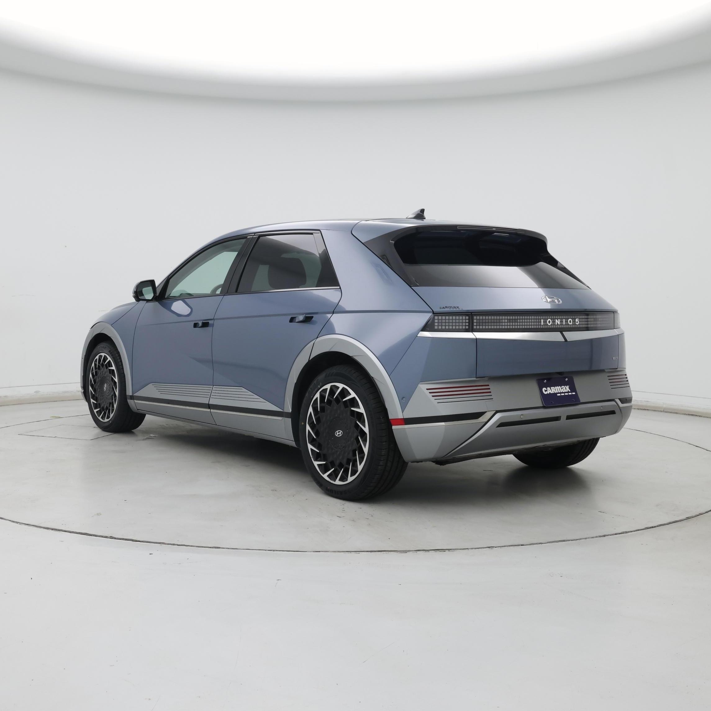 Thumbnail: 2023 Hyundai Ioniq 5 - 2