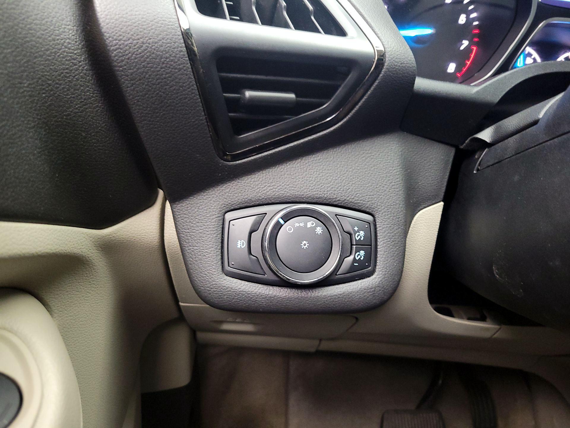 Thumbnail: 2014 Ford Escape - 13