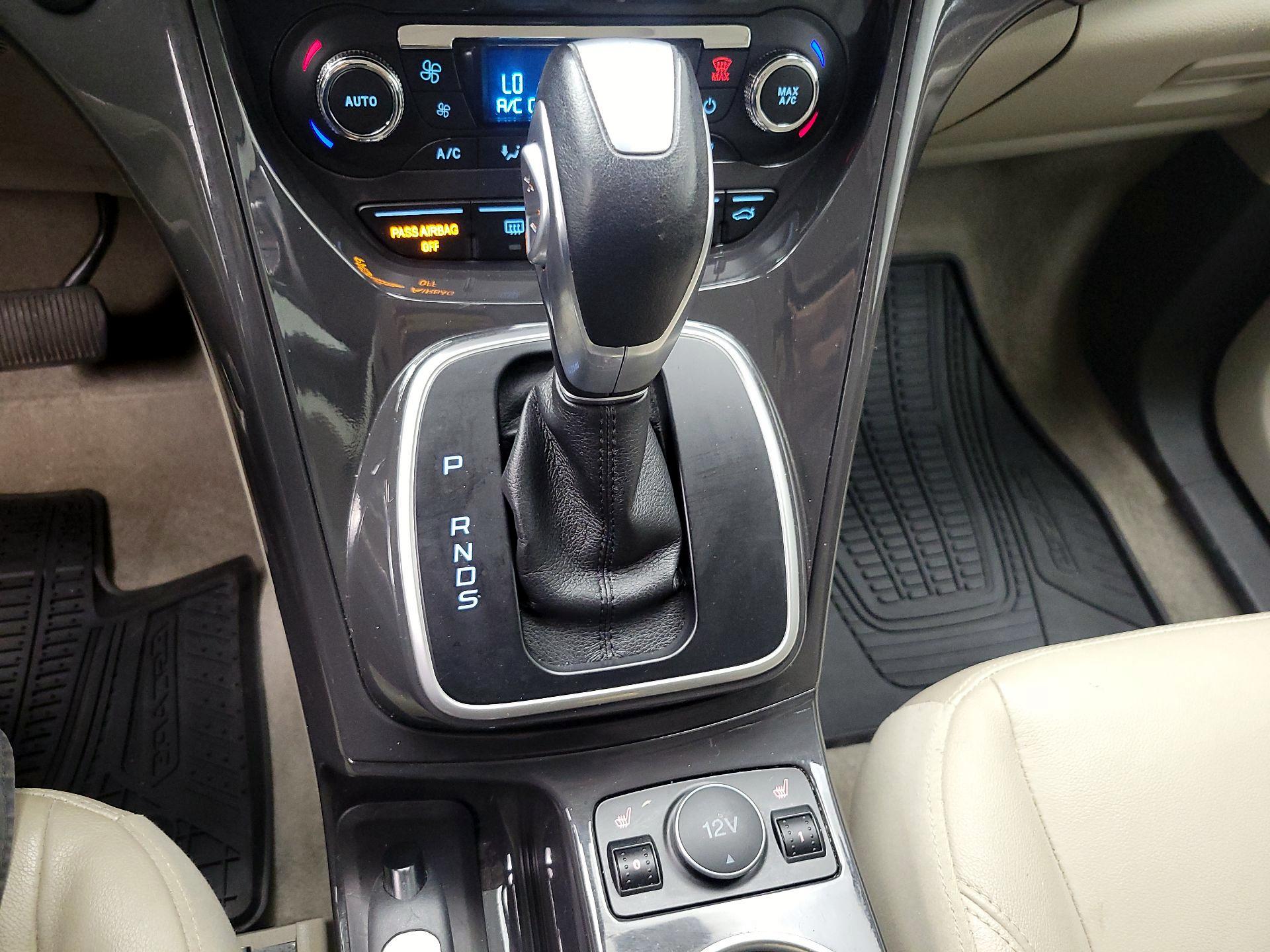 Thumbnail: 2014 Ford Escape - 18