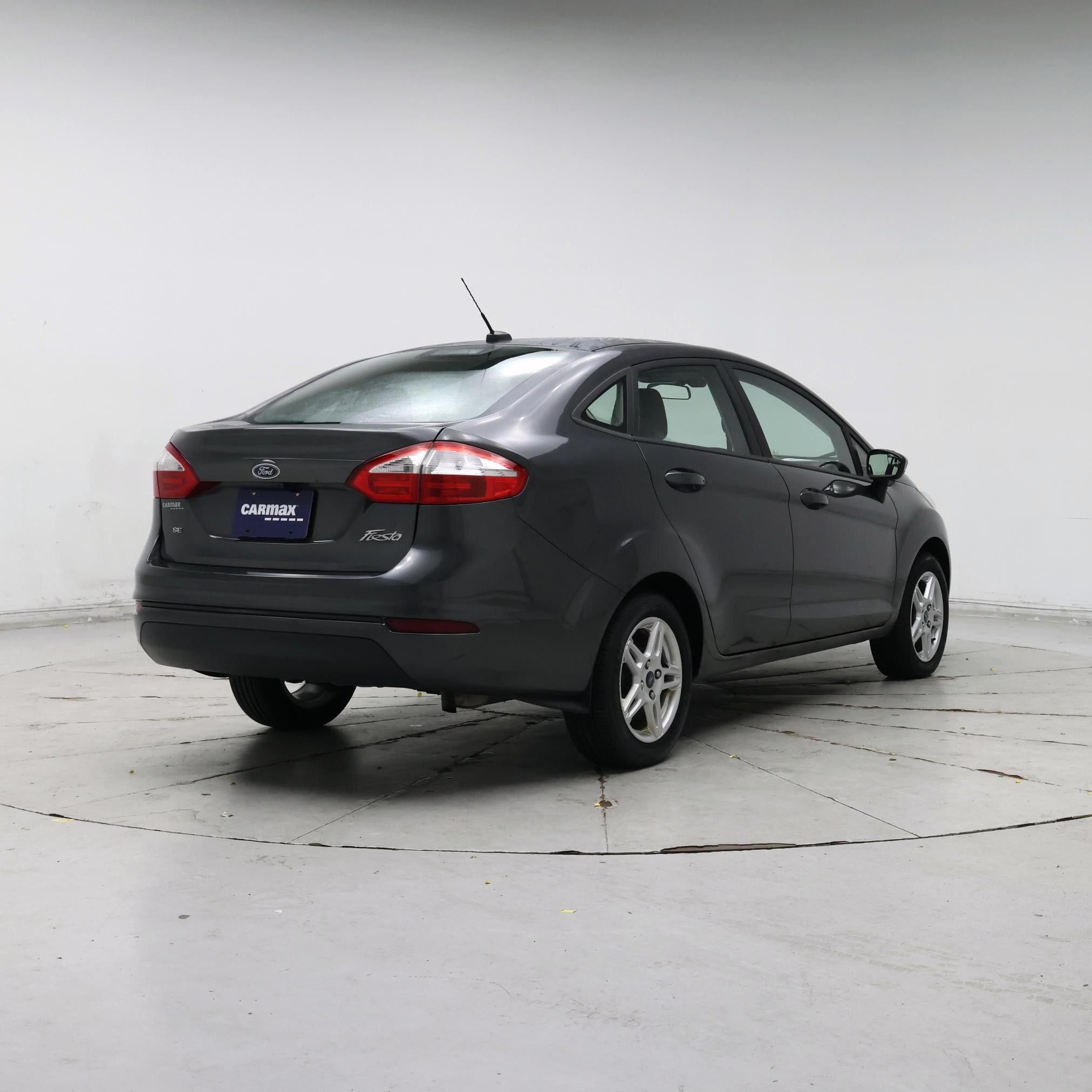 Thumbnail: 2019 Ford Fiesta - 8