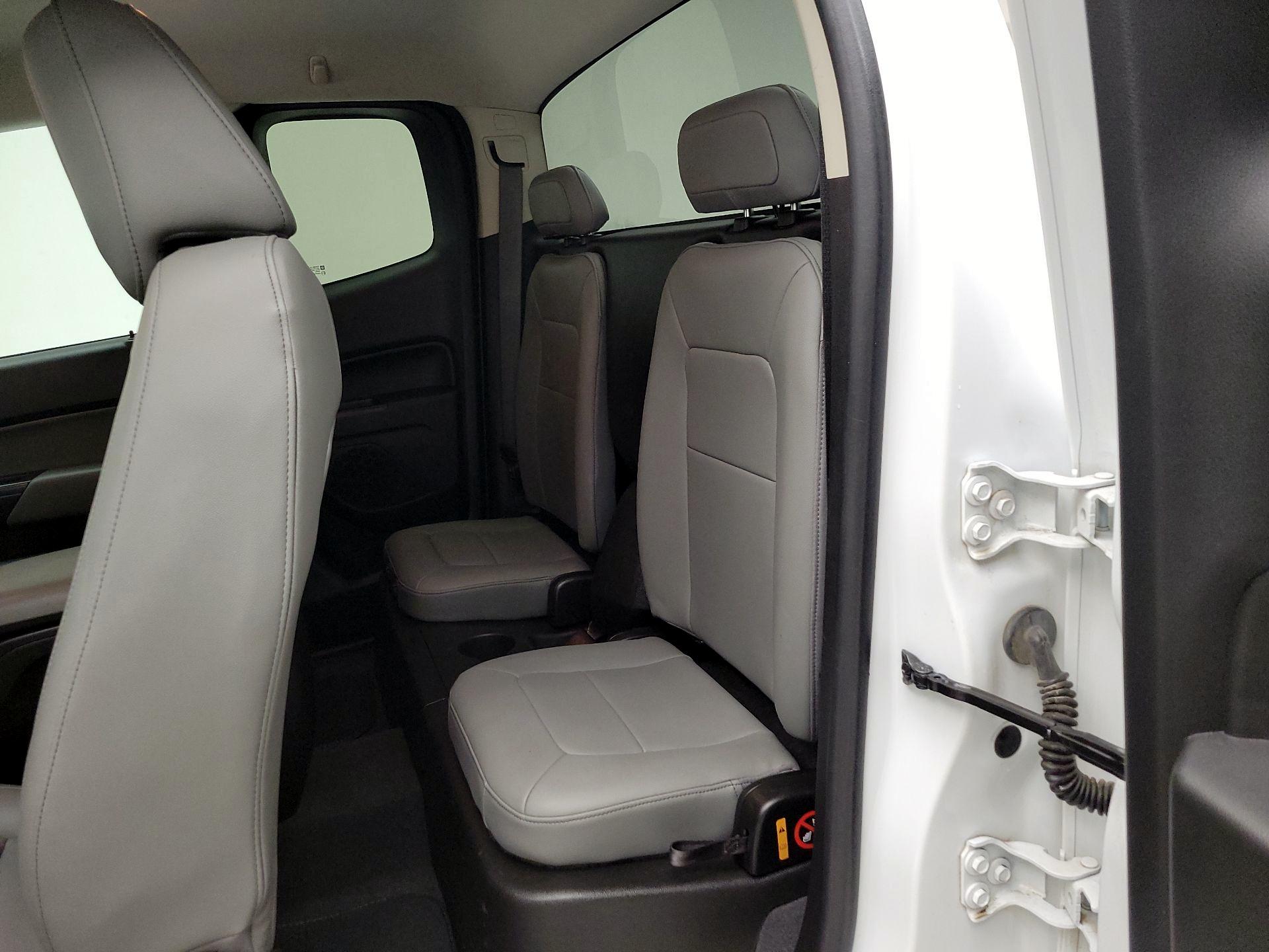 Thumbnail: 2021 Chevrolet Colorado - 19