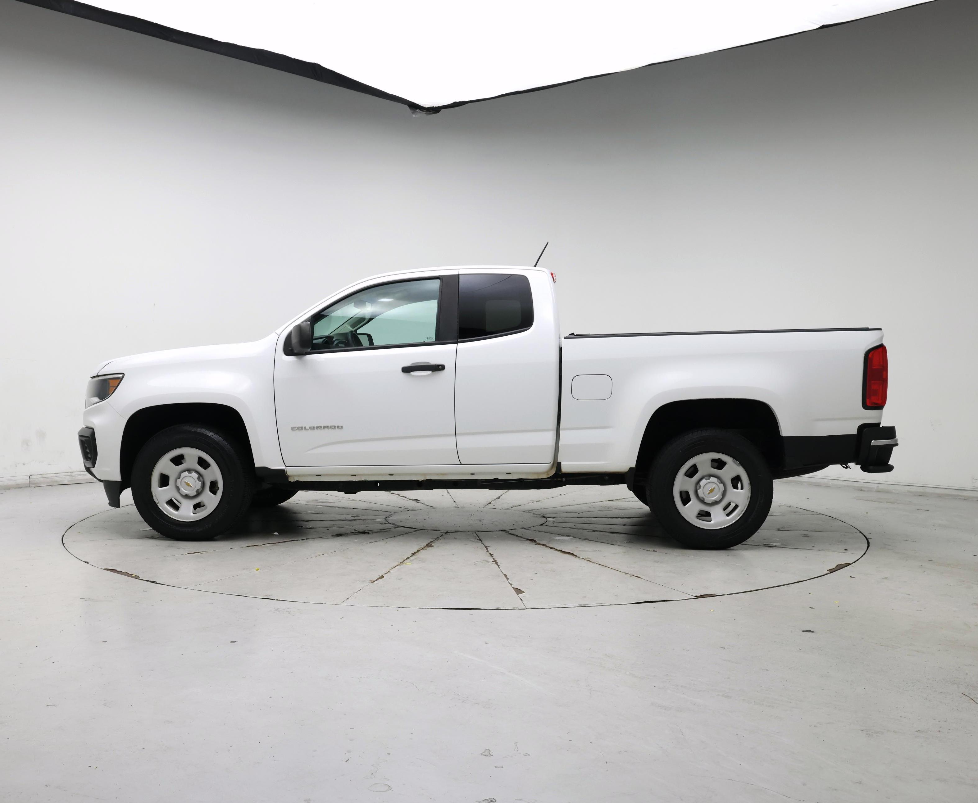 Thumbnail: 2021 Chevrolet Colorado - 3