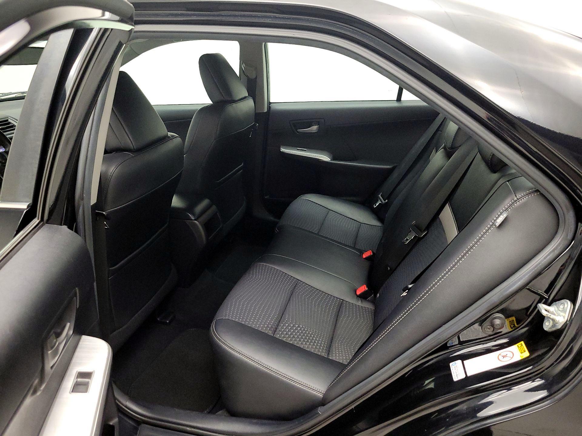Thumbnail: 2014 Toyota Camry - 19