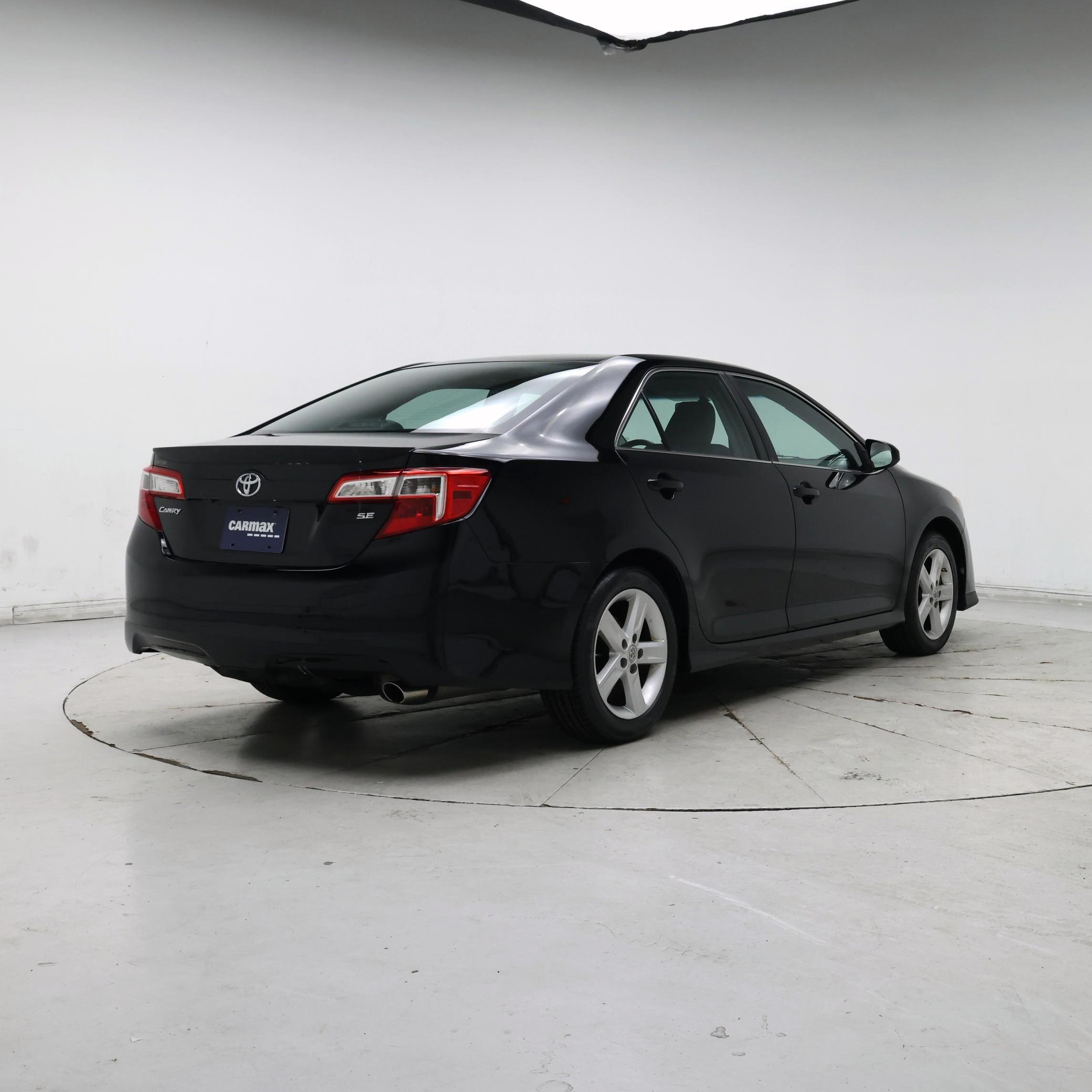 Thumbnail: 2014 Toyota Camry - 8