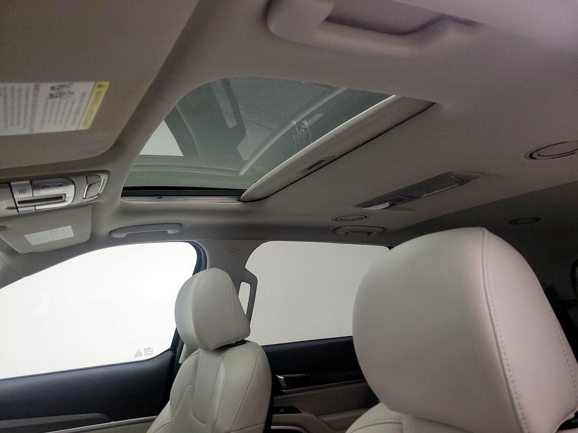 Thumbnail: 2021 Kia Telluride - 19