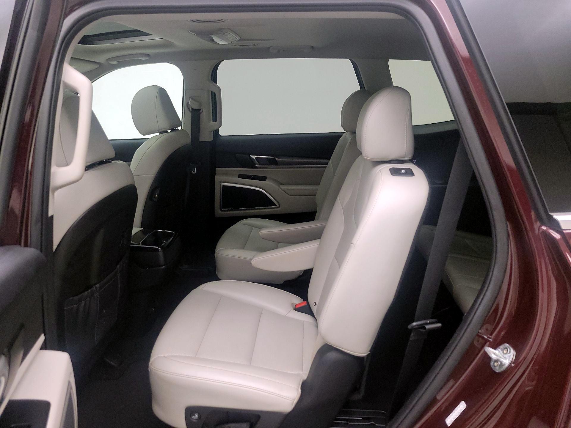 Thumbnail: 2021 Kia Telluride - 20