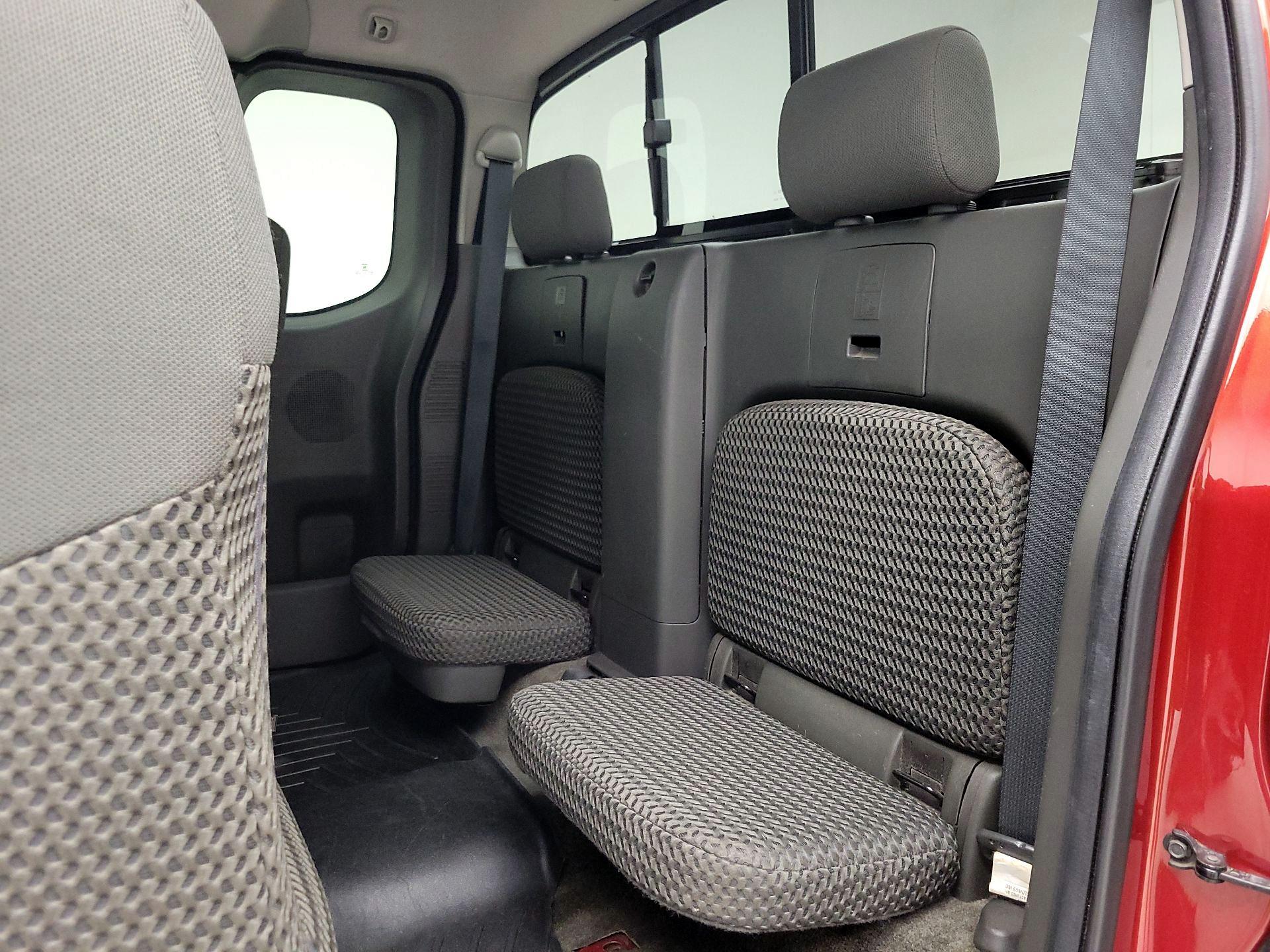 Thumbnail: 2016 Nissan Frontier - 19