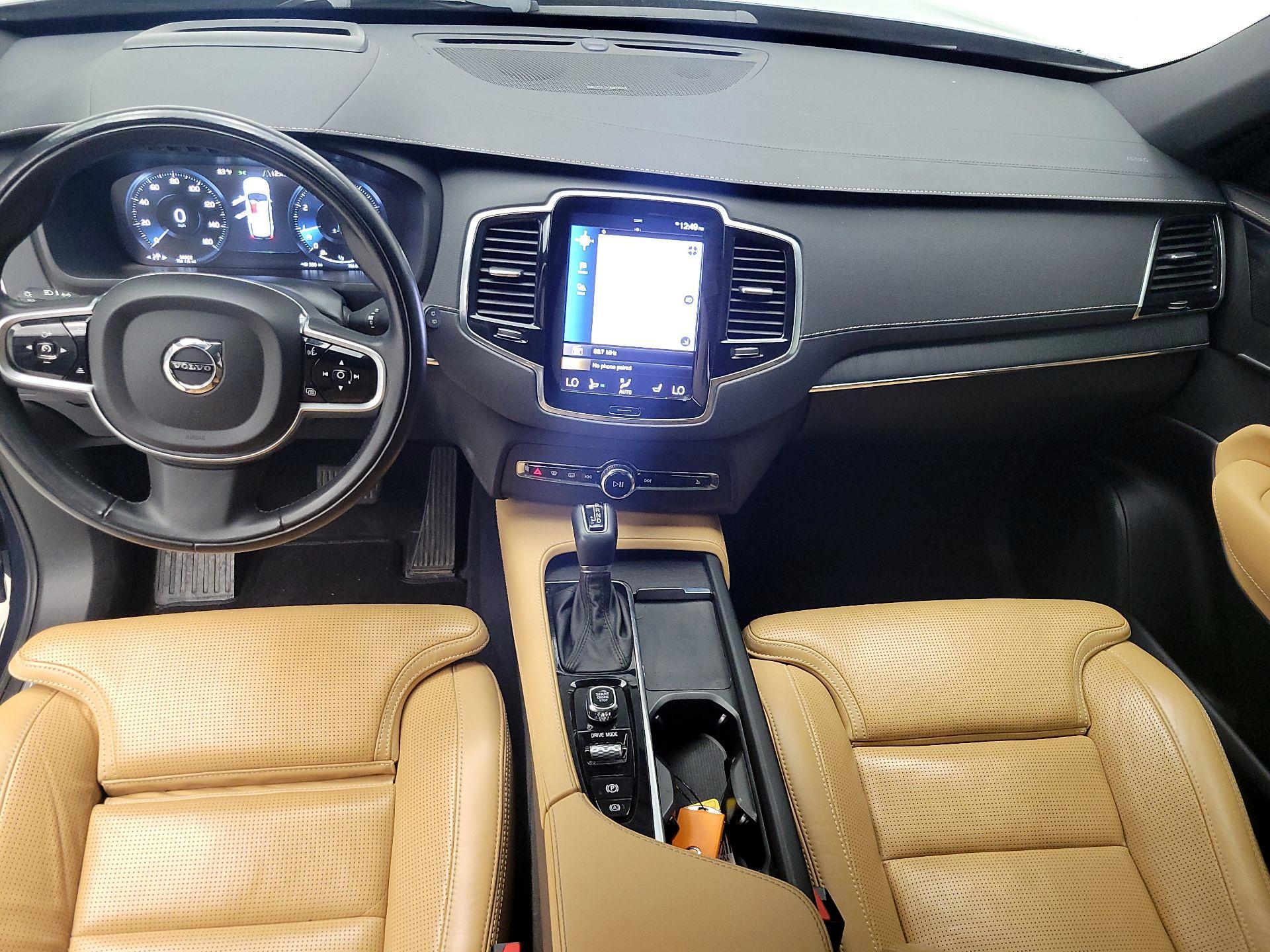 Thumbnail: 2021 Volvo XC90 - 9
