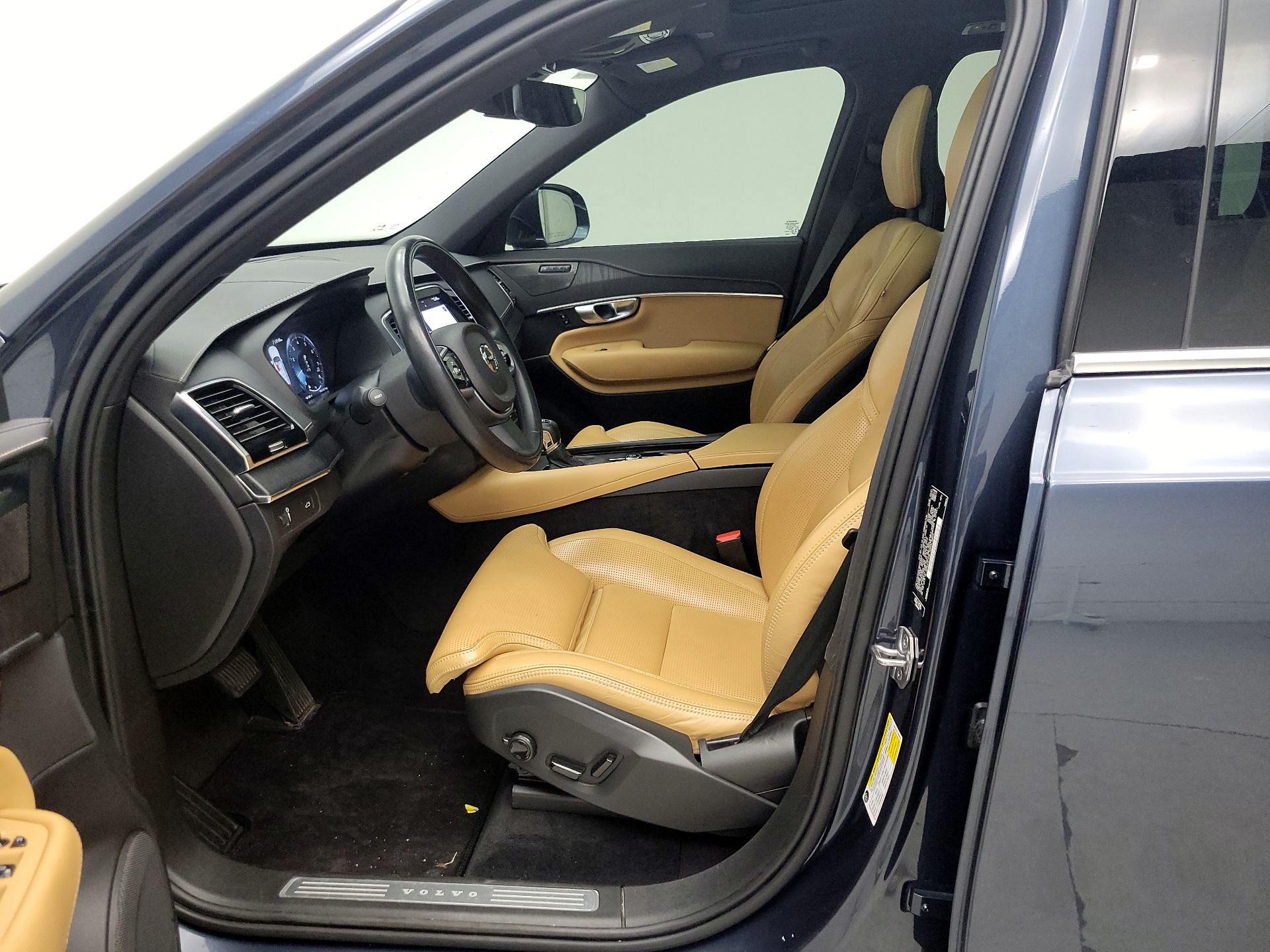 Thumbnail: 2021 Volvo XC90 - 11