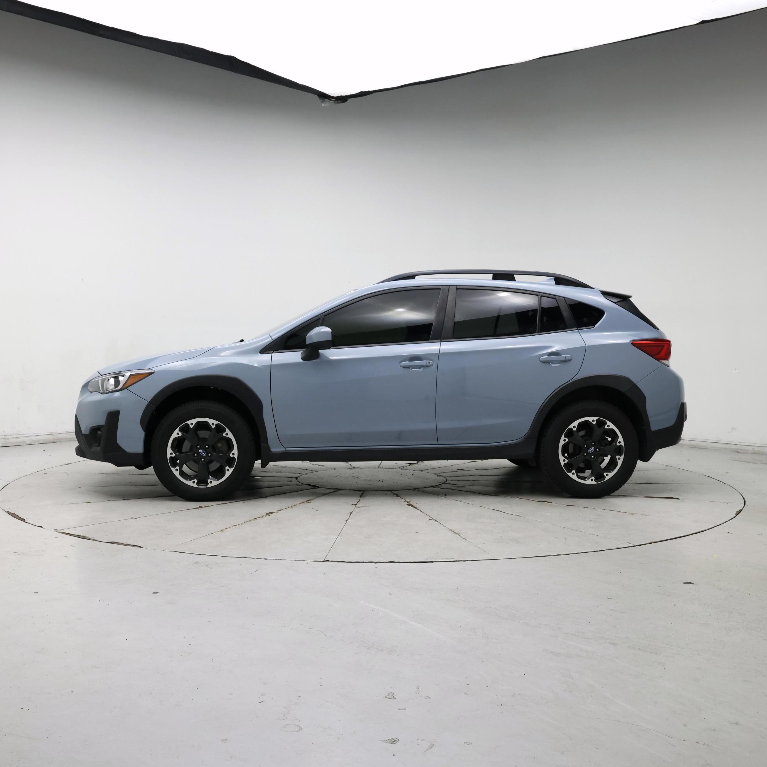 Thumbnail: 2021 Subaru Crosstrek - 3