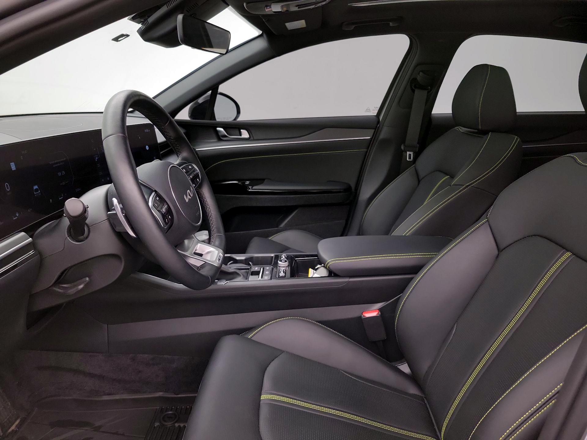 Thumbnail: 2025 Kia K5 - 11