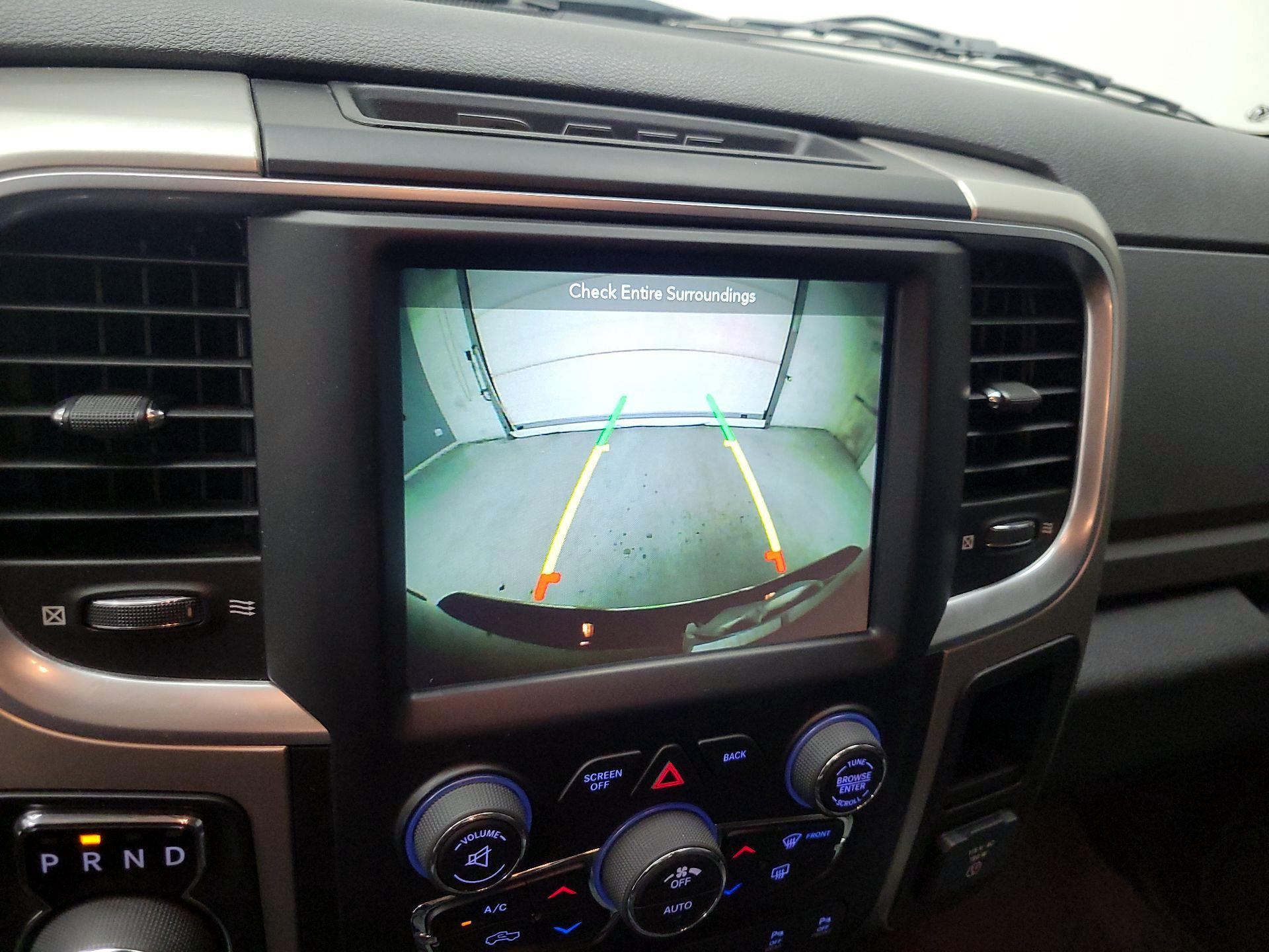 Thumbnail: 2019 RAM 1500 Classic - 14